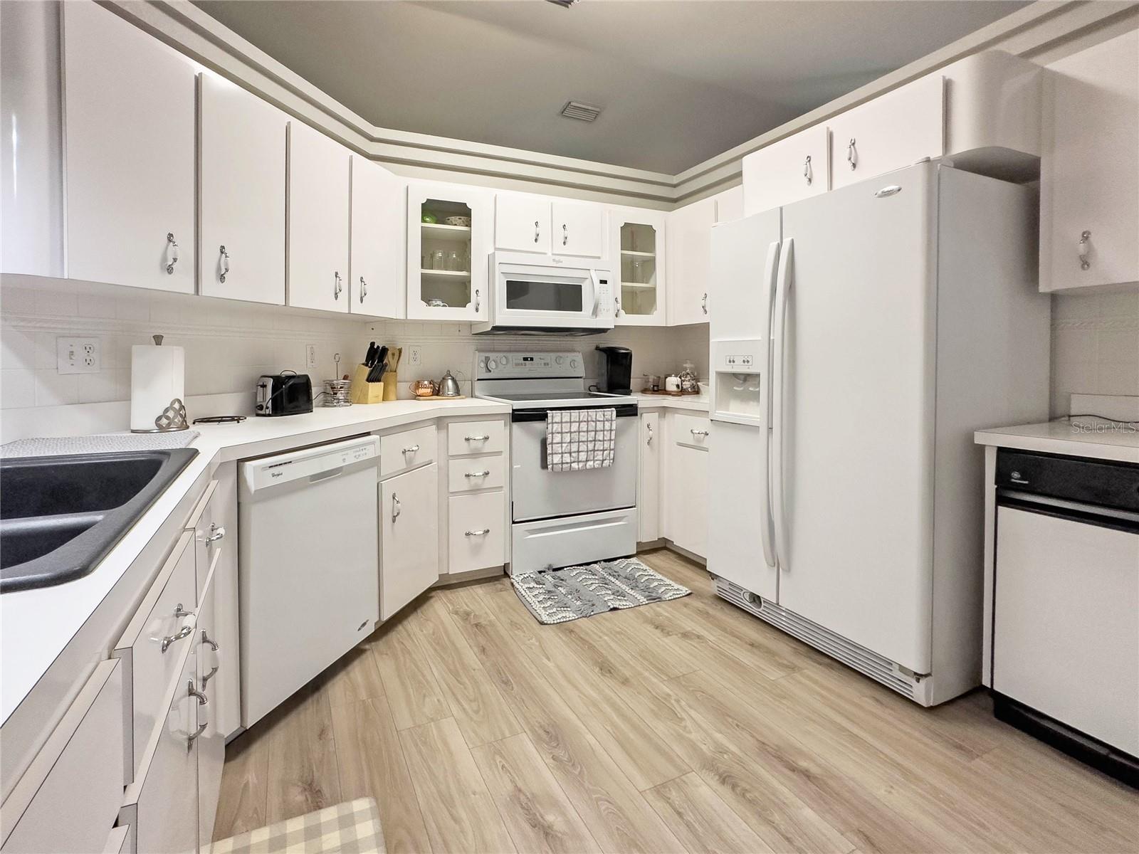 MEADOW WOOD FARMS UN 02 - Residential