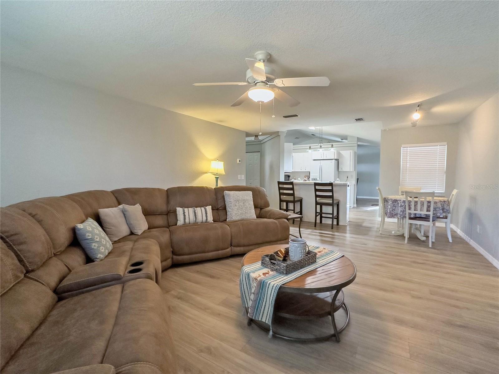 MEADOW WOOD FARMS UN 02 - Residential