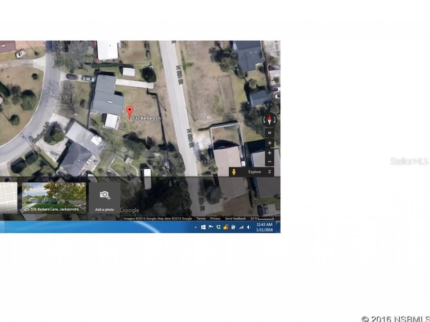 Large lot with 3/2.  Walk to beach