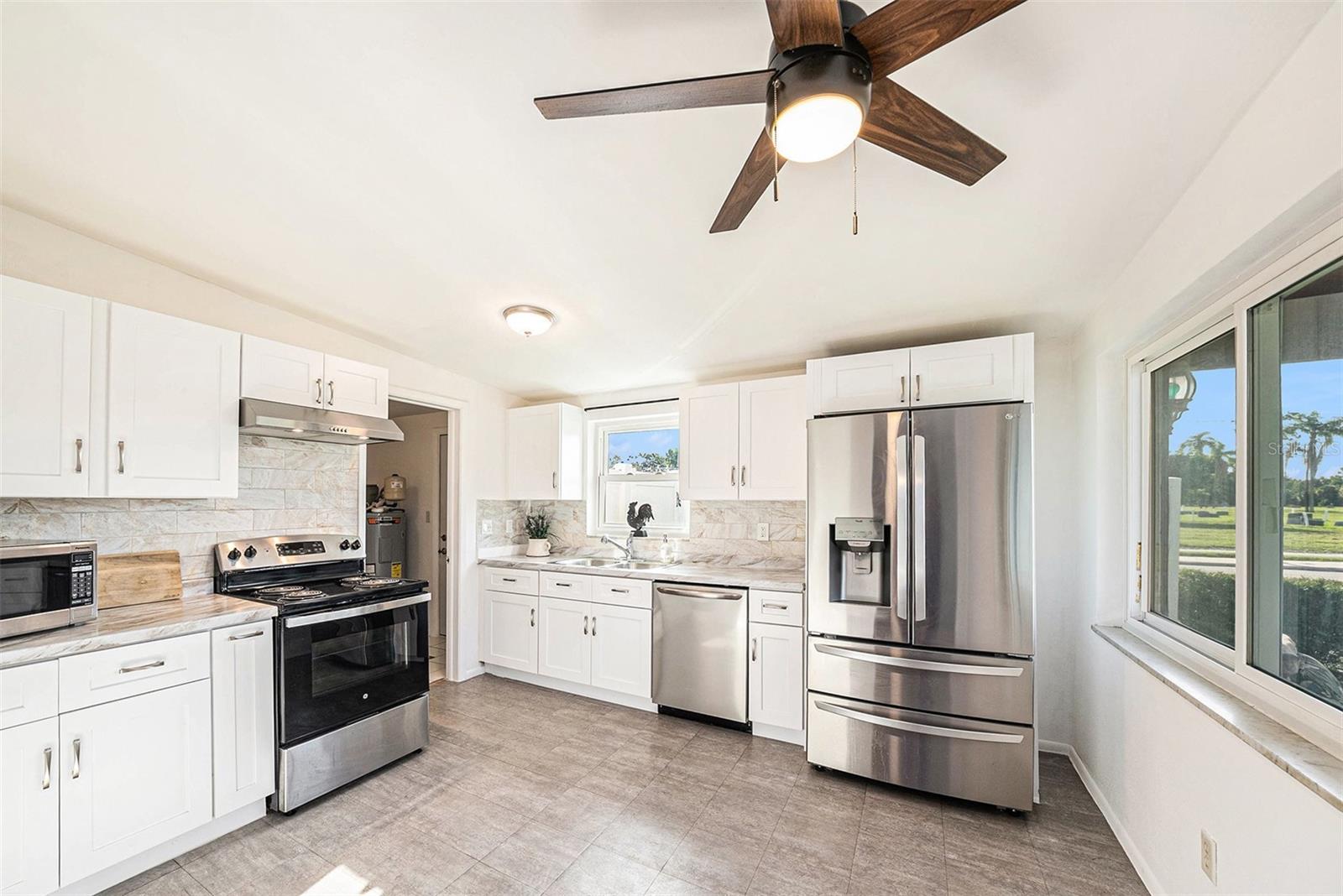 PASADENA GROVE - Residential