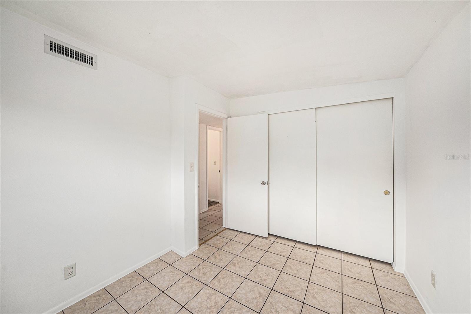 PASADENA GROVE - Residential