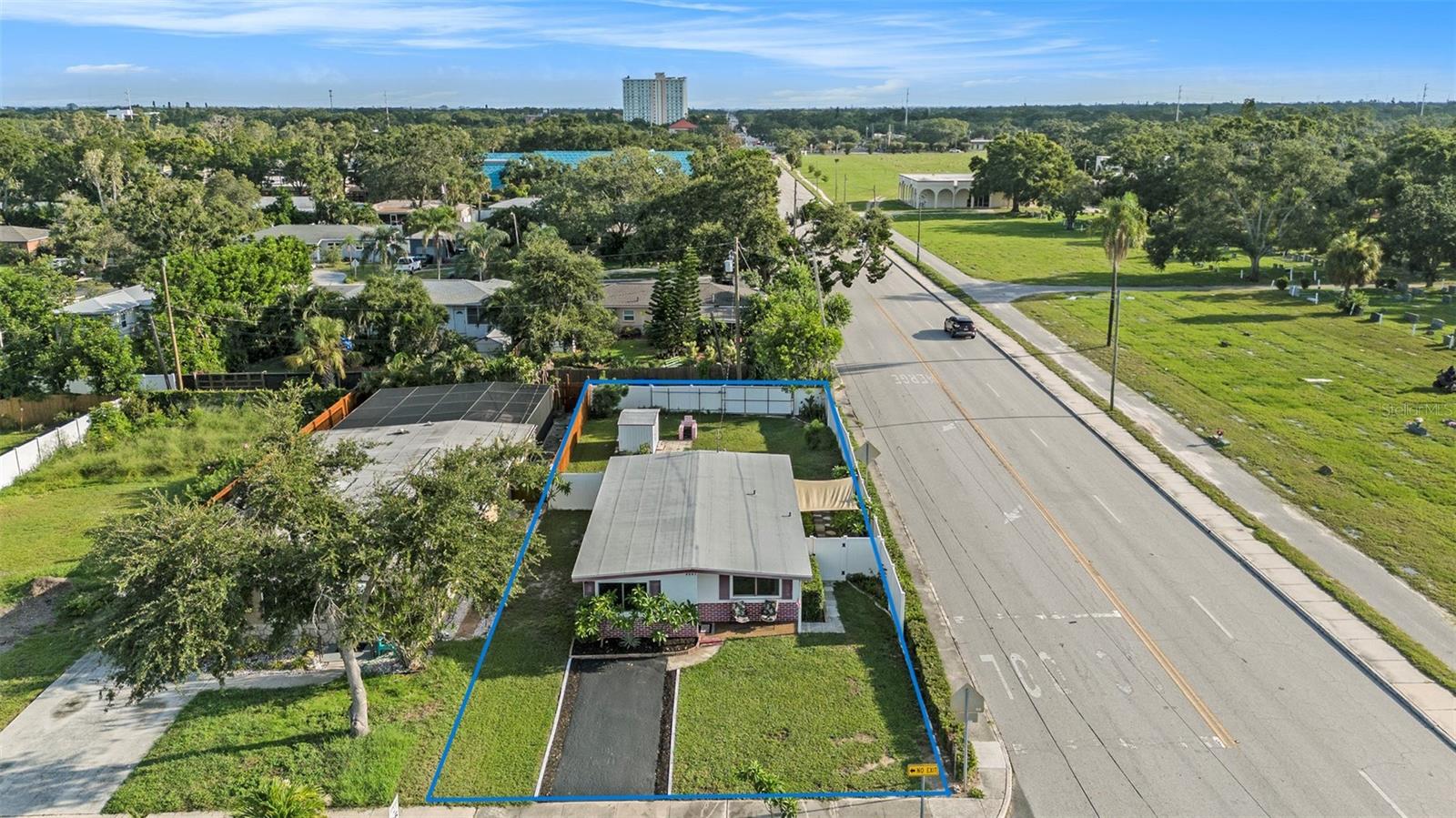 PASADENA GROVE - Residential