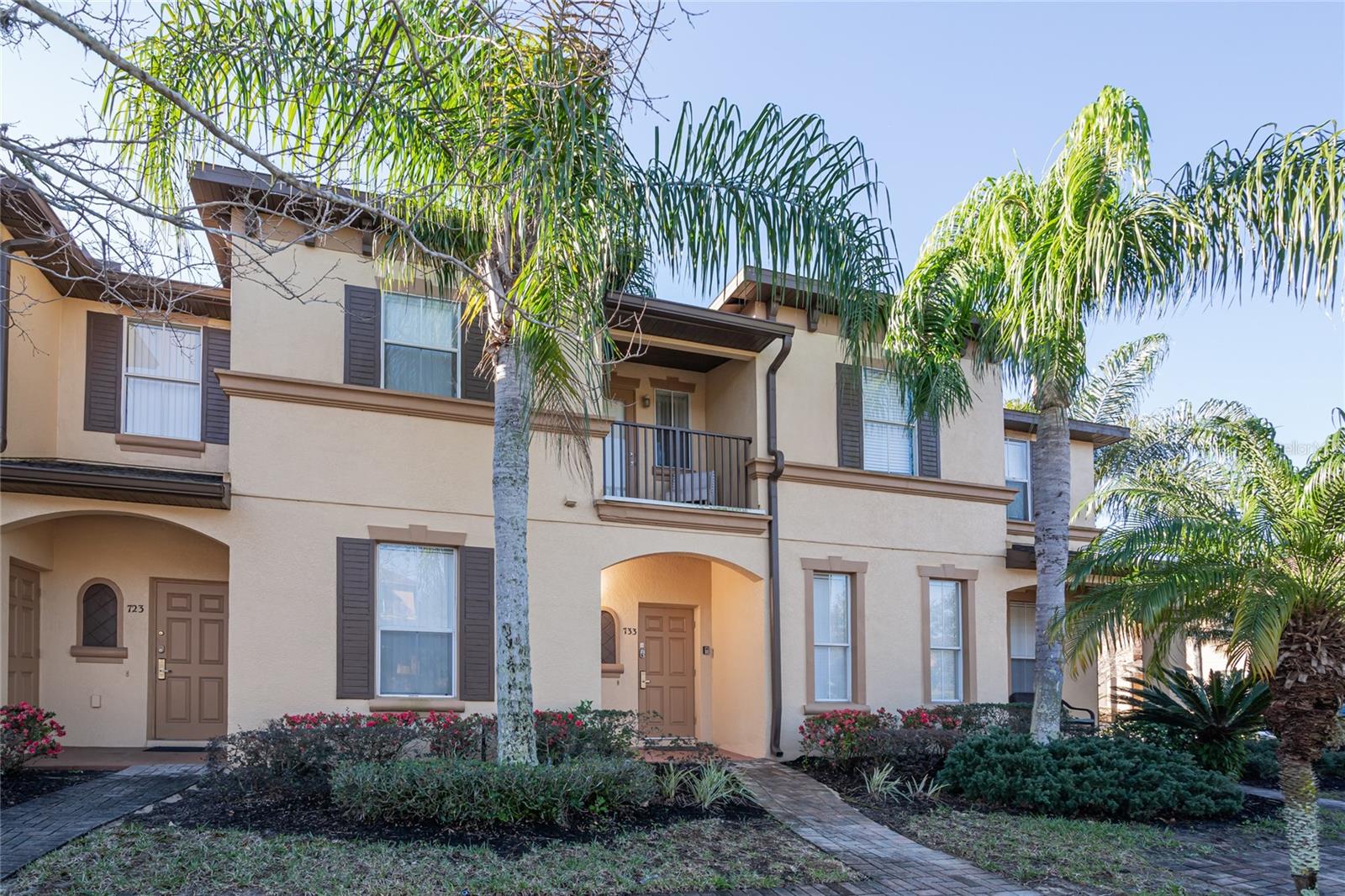 Experience luxury living in this stunning townhome for rent! Featuring 2 bedrooms and 2 bathrooms, this property has been completely remodeled with a modern design throughout. Located in a resort-style community, you’ll enjoy world-class amenities including water slides, a lazy river, ice cream shop, restaurants, spa, fitness center, sauna, and so much more—all in one place. Don’t miss the opportunity to live in paradise with comfort, style, and endless entertainment right at your doorstep!