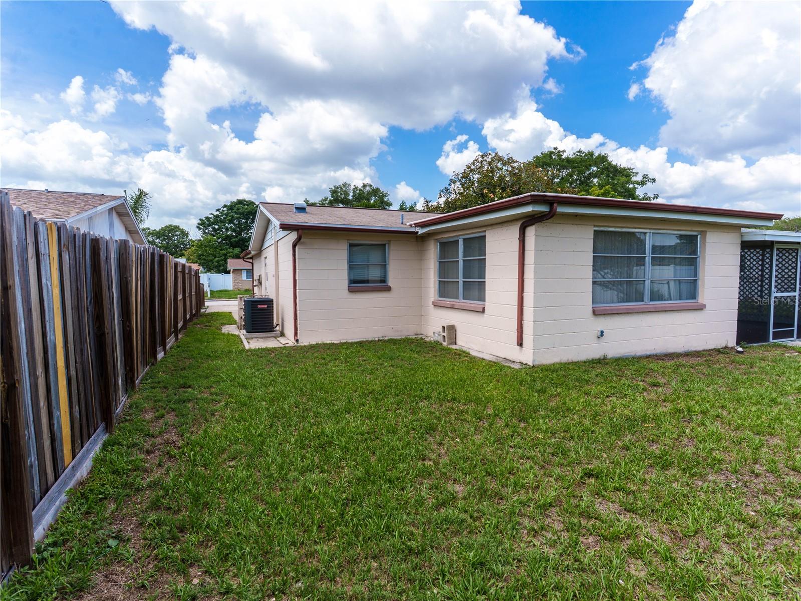 EMBASSY HILLS - Residential
