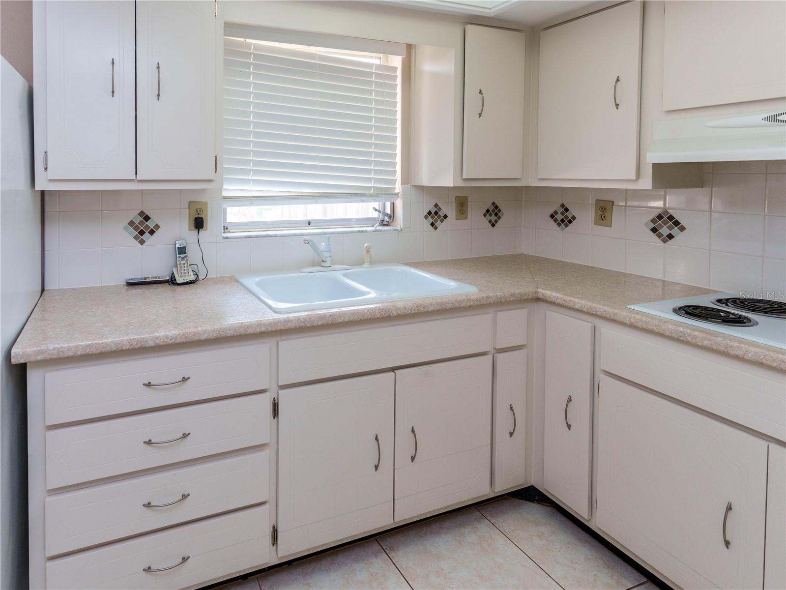 EMBASSY HILLS - Residential