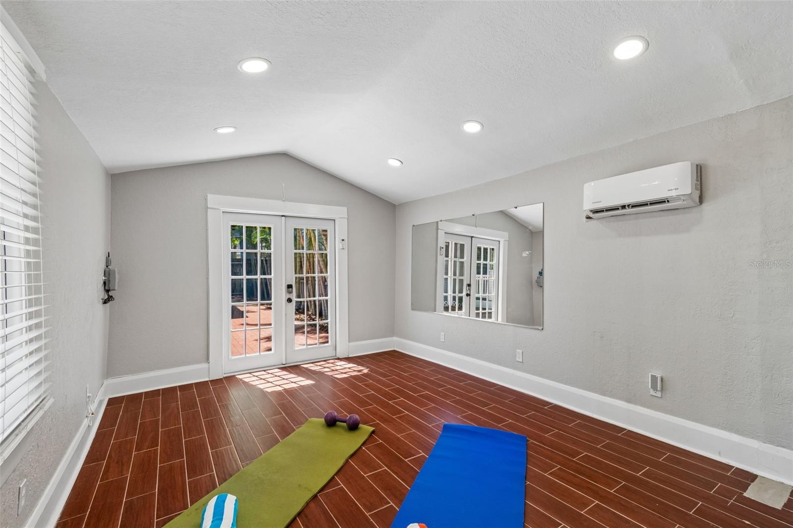 VIRGINIA PARK - Residential