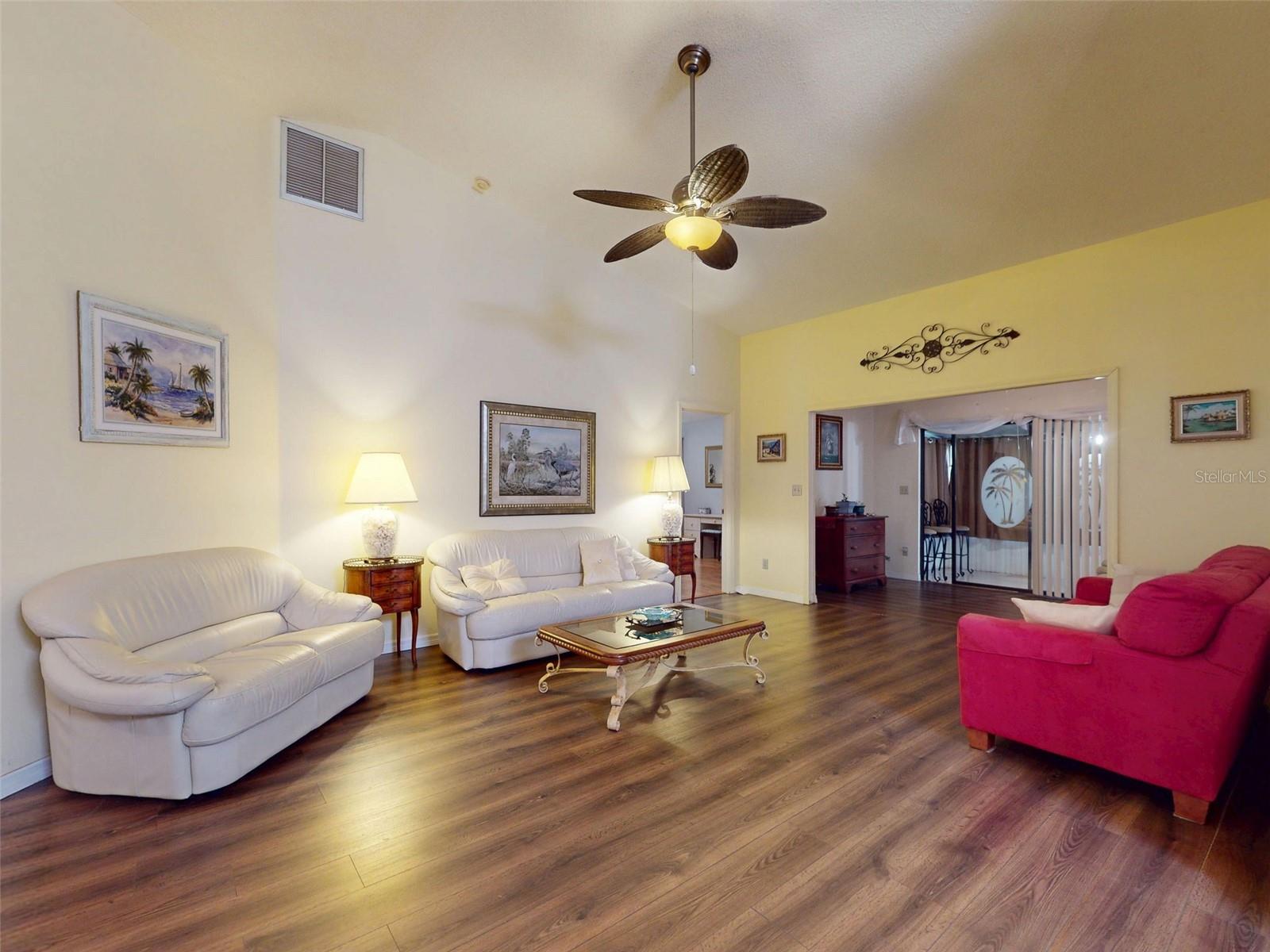 TYMBER TRACE PH 01 - Residential