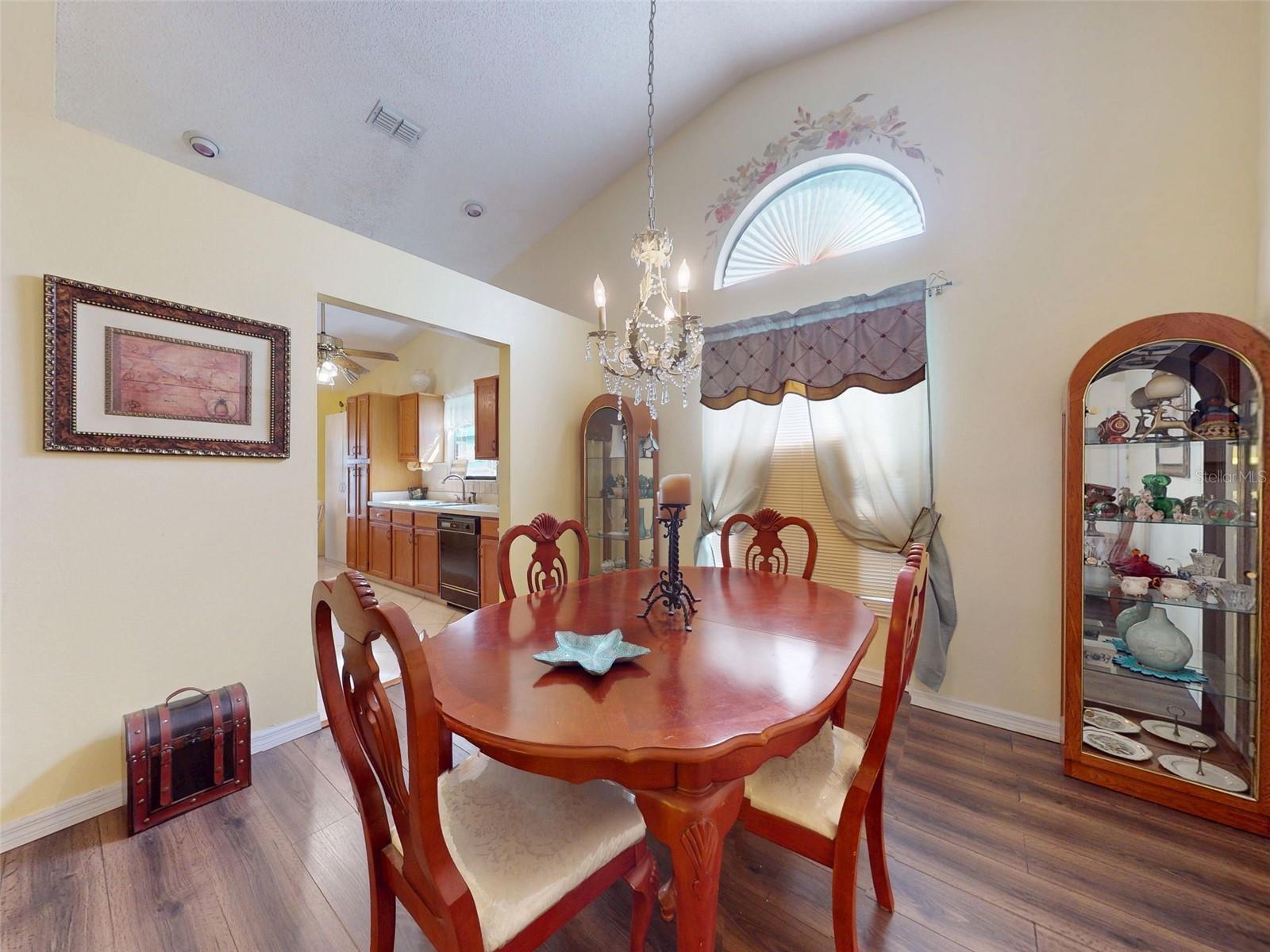 TYMBER TRACE PH 01 - Residential