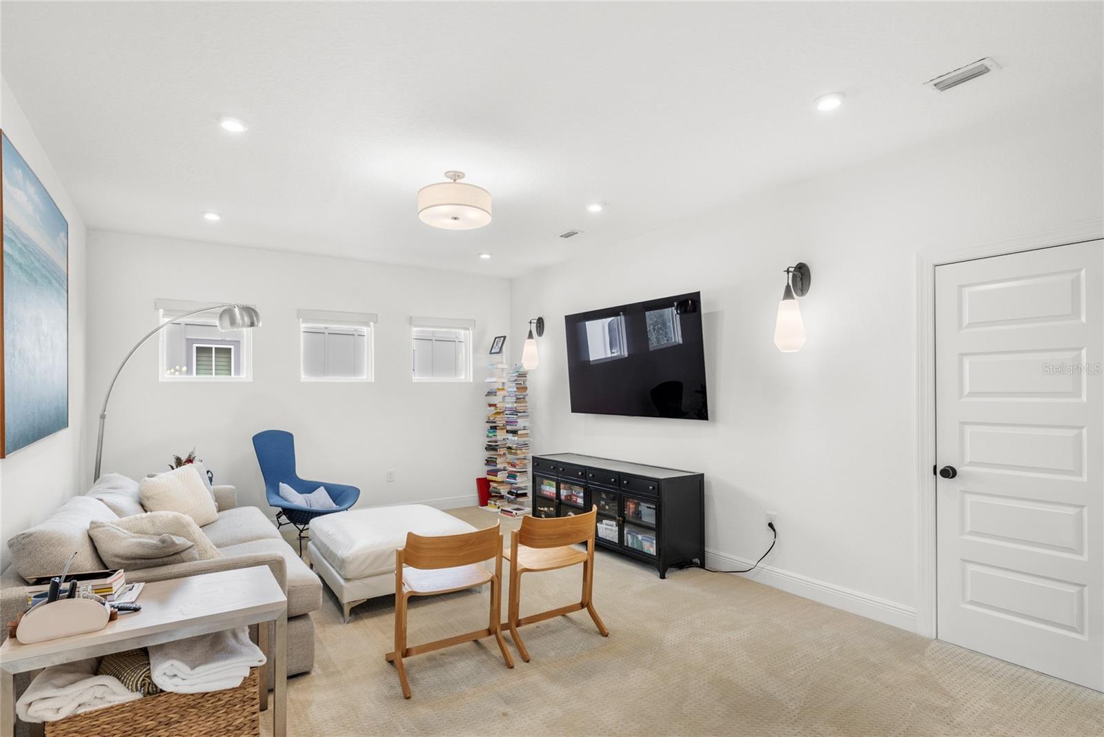 LAUREATE PARK - Residential Lease