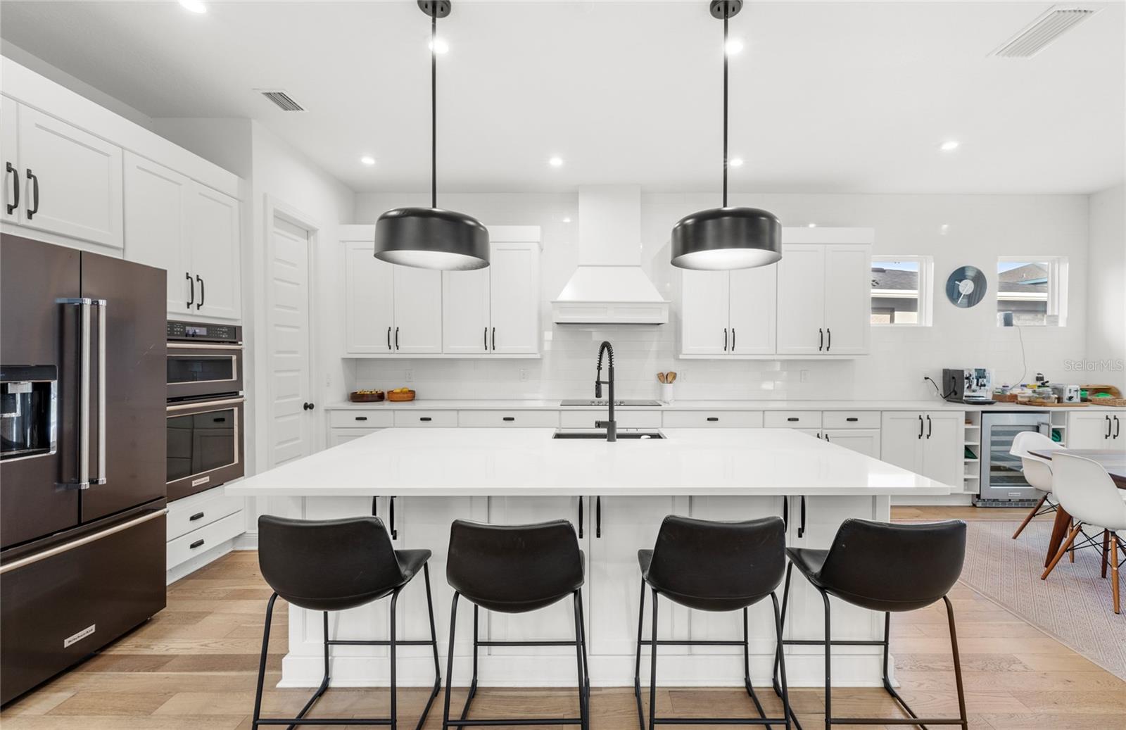 LAUREATE PARK - Residential Lease