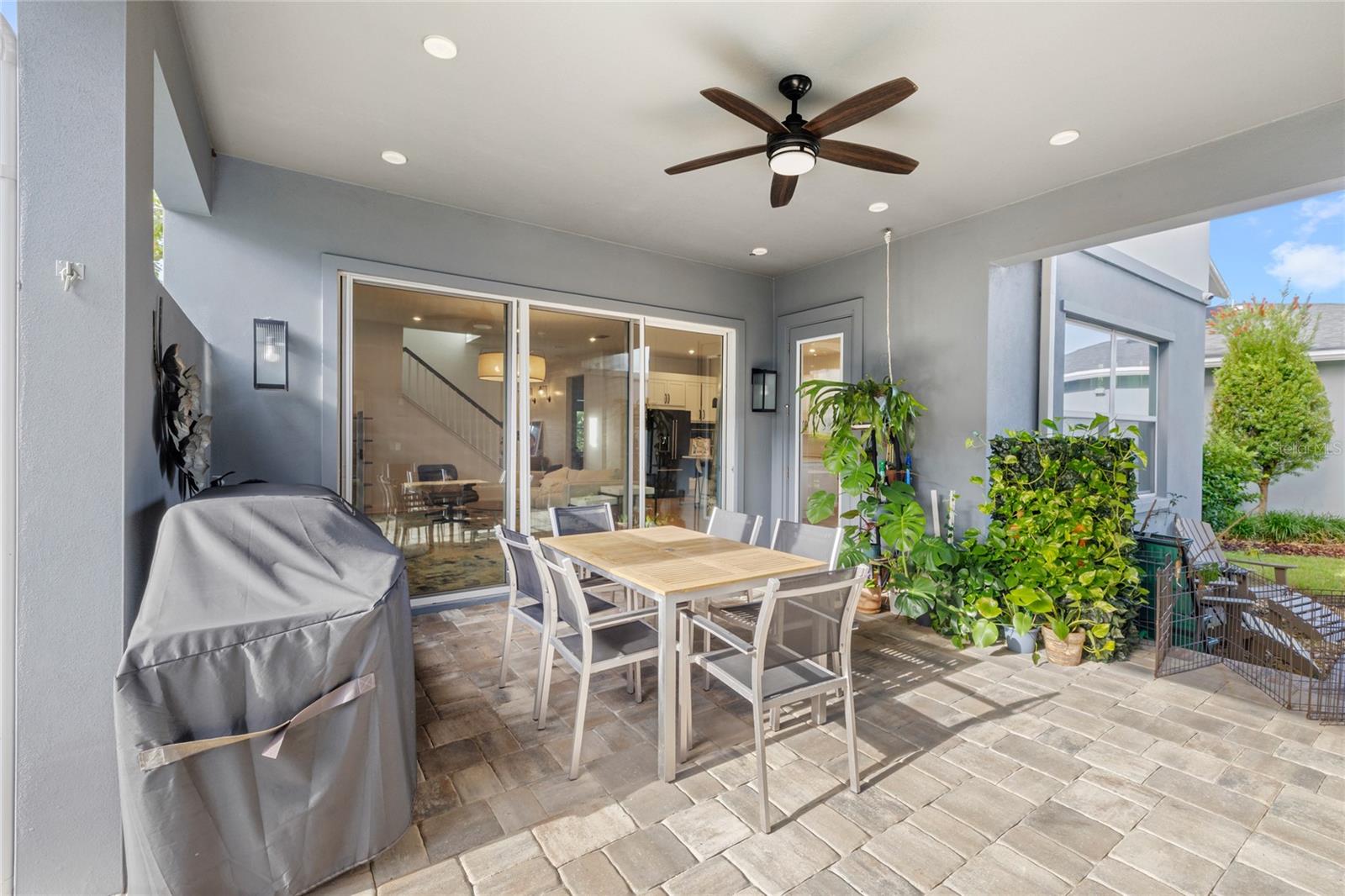 LAUREATE PARK - Residential Lease