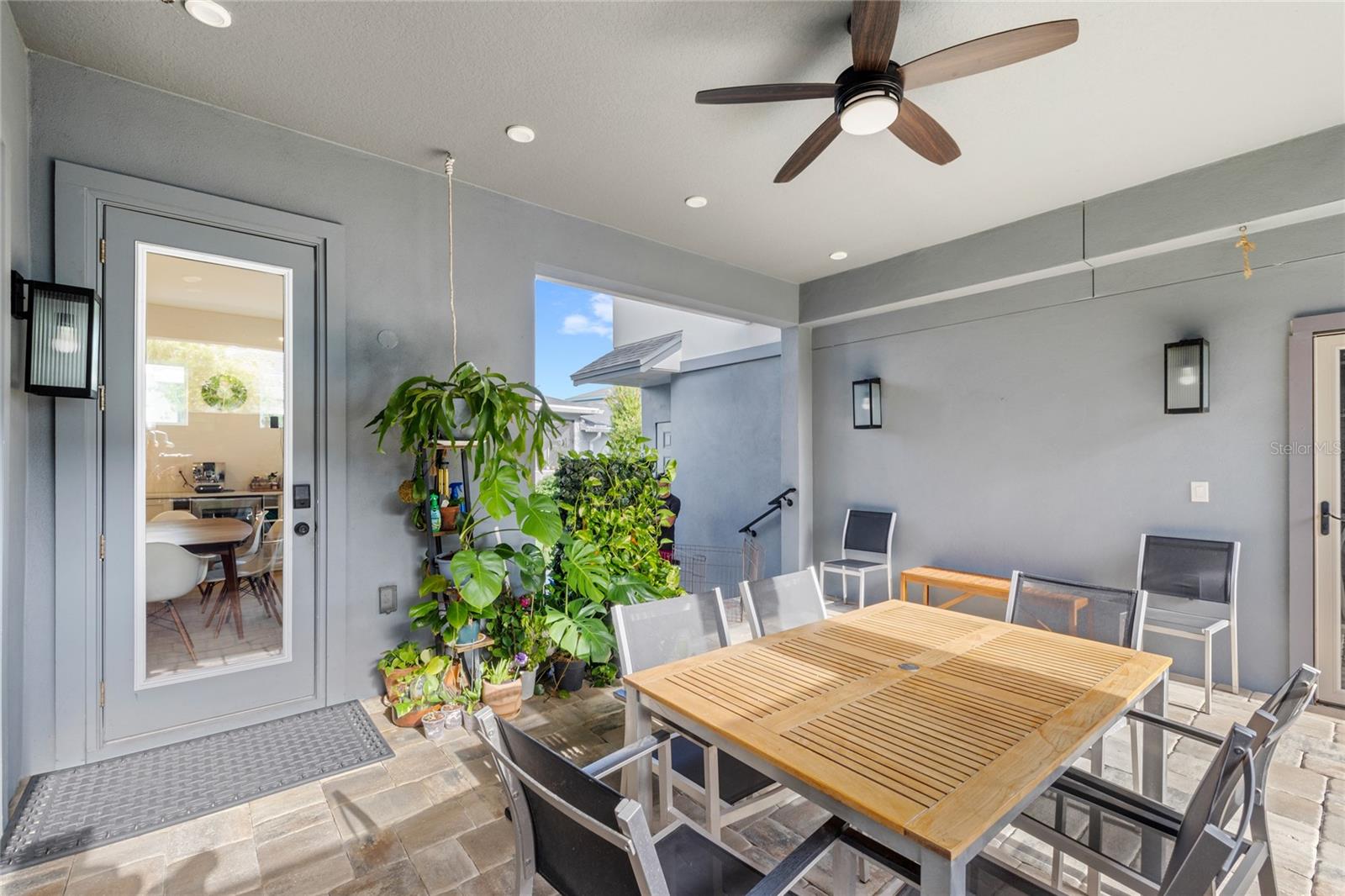 LAUREATE PARK - Residential Lease