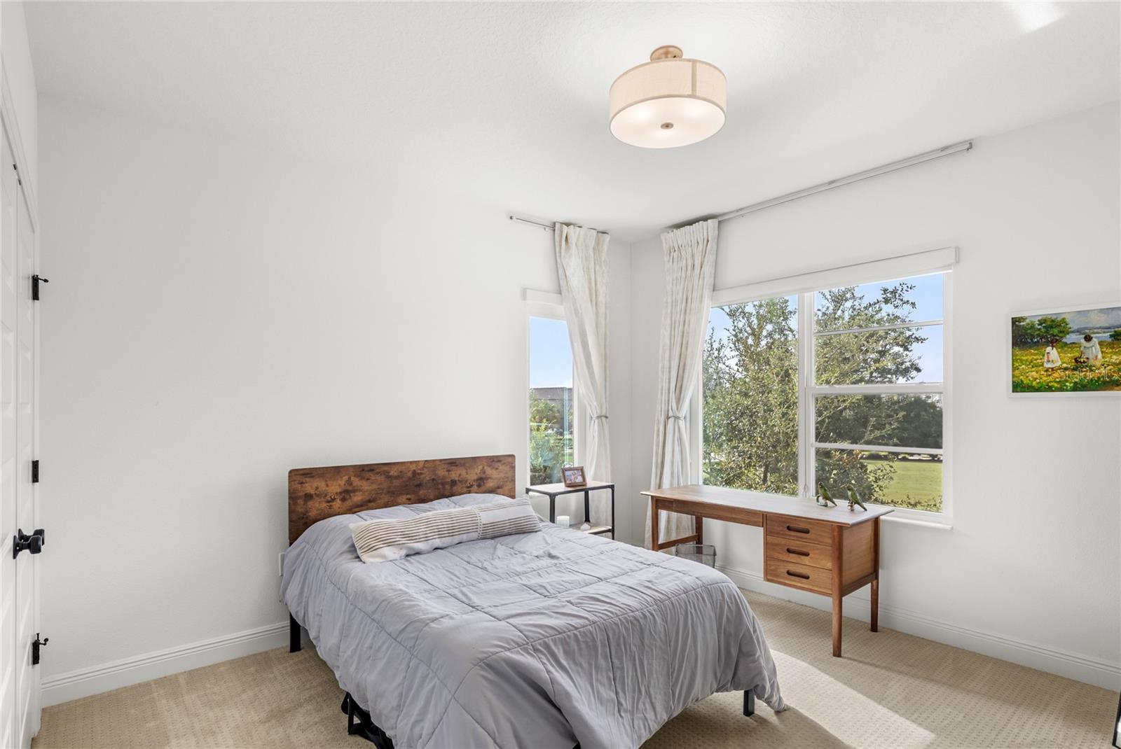 LAUREATE PARK - Residential Lease