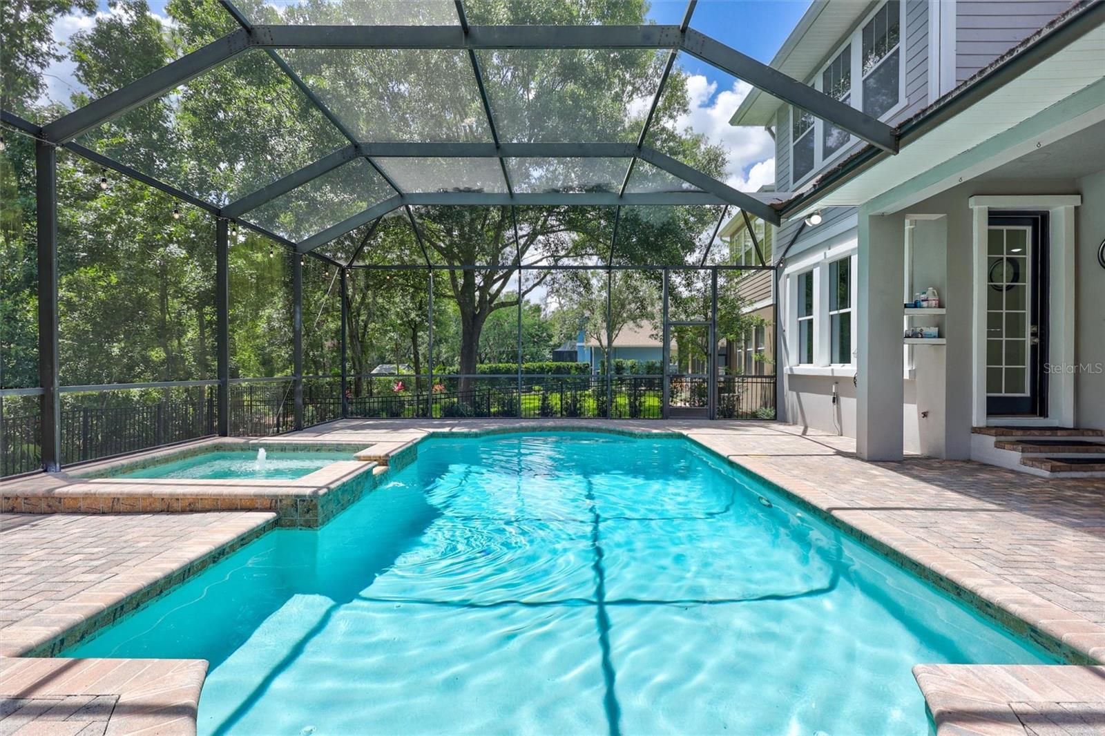 5951 PARKSET DRIVE