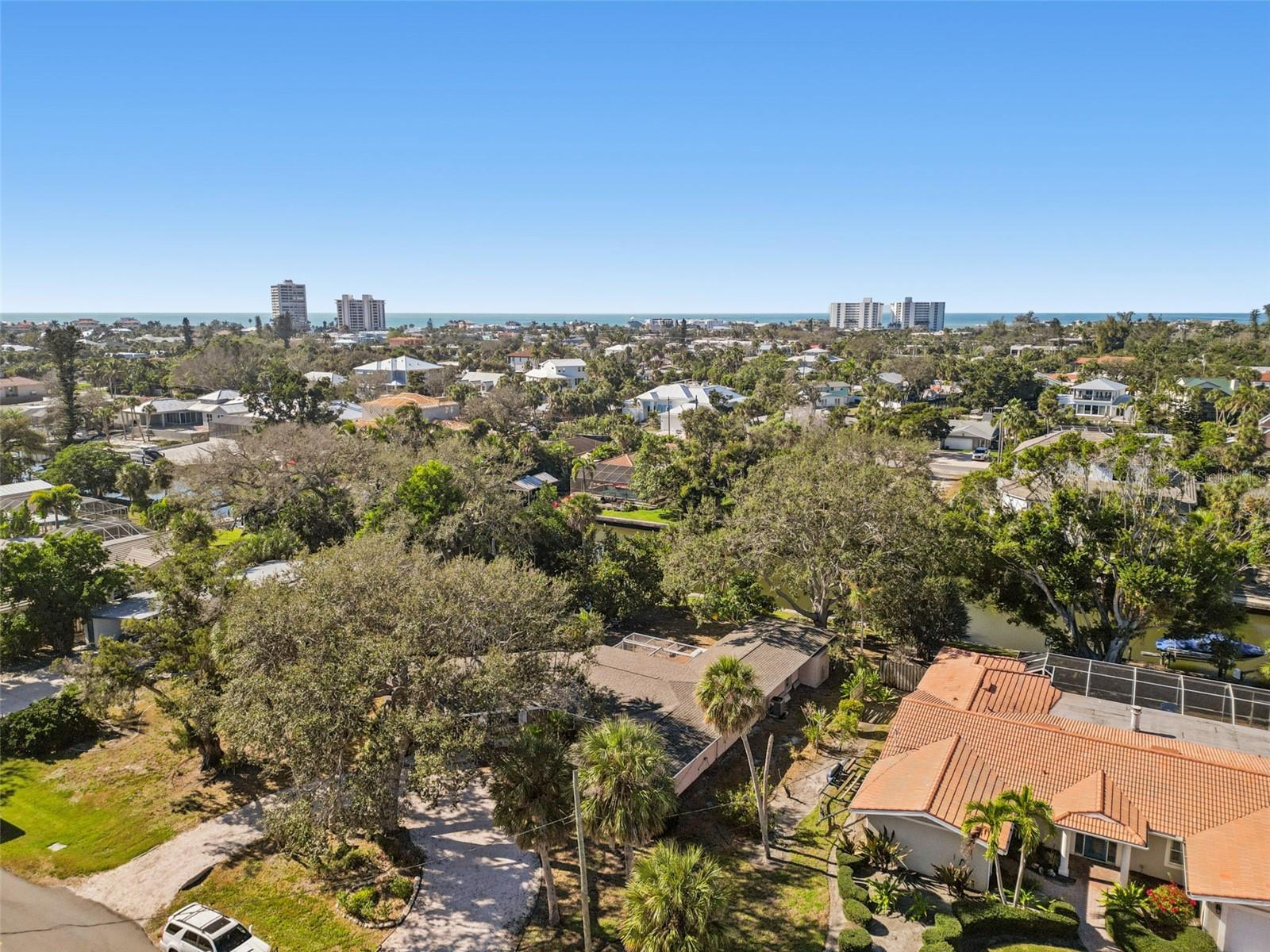 SARA SANDS - Residential