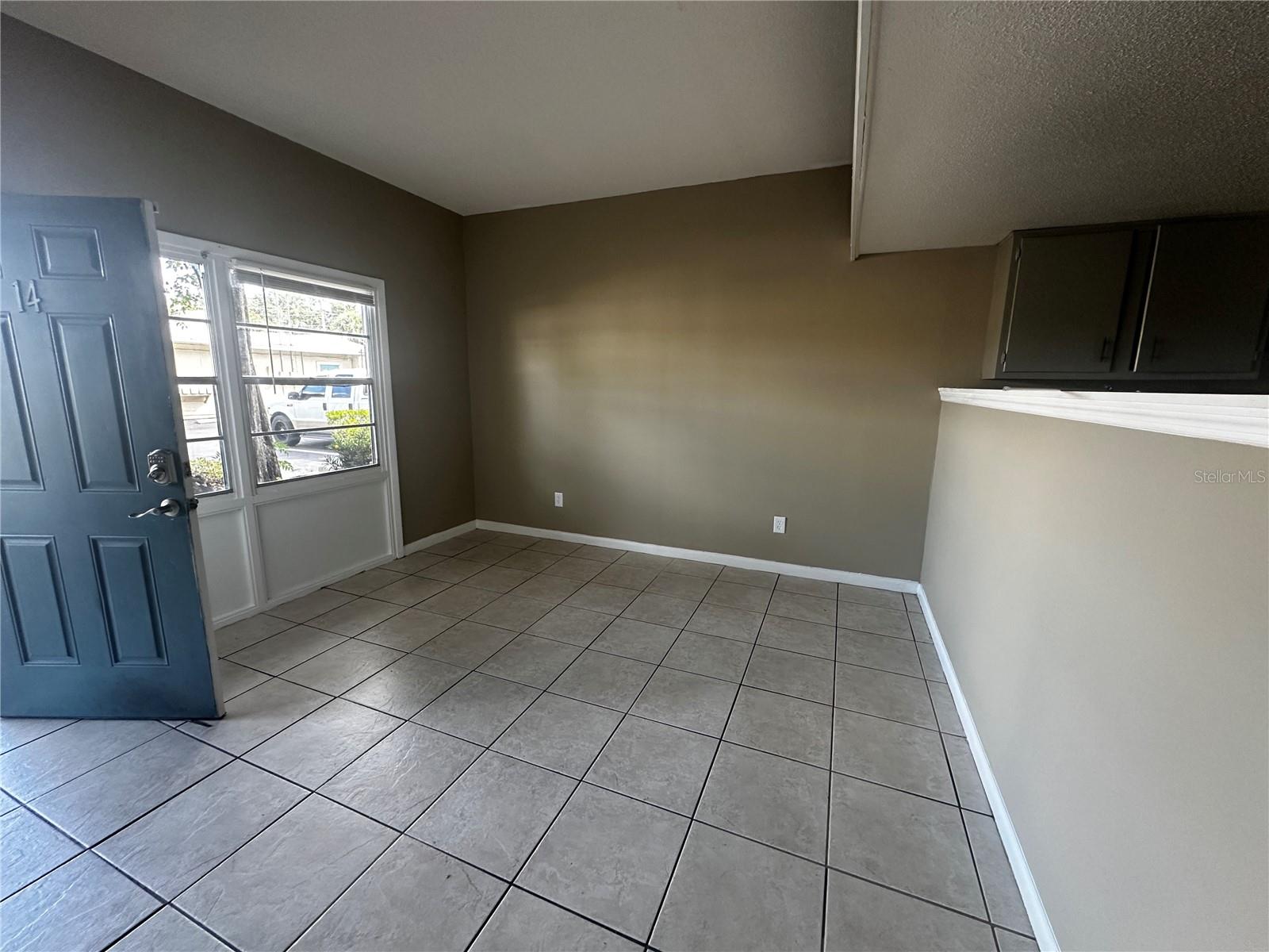 DOZIER & STRIPLING - Residential Lease