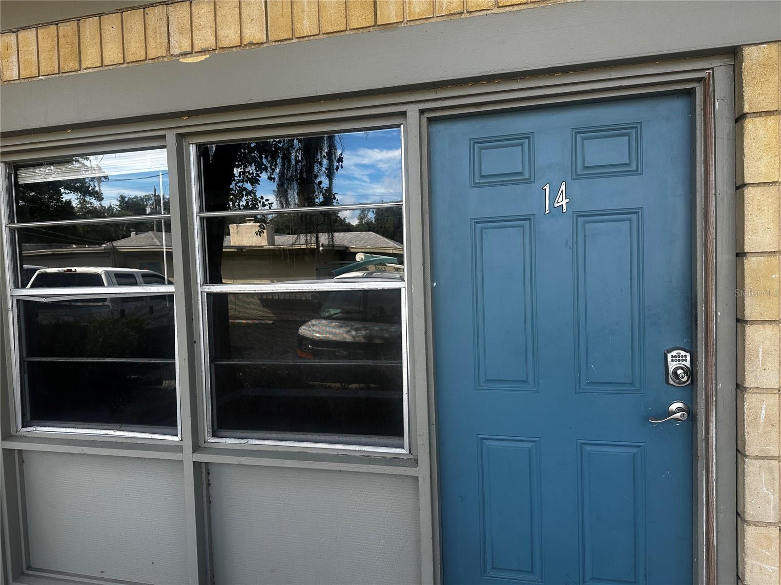 DOZIER & STRIPLING - Residential Lease