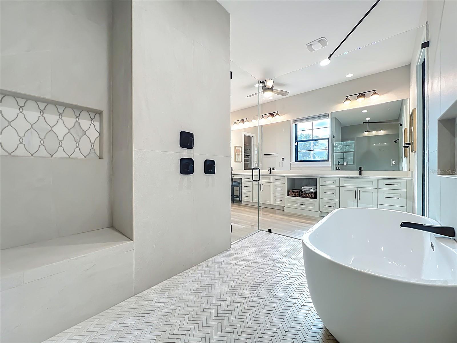 RANCH CLUB SUB - Residential