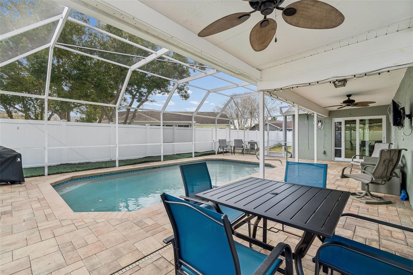 CYPRESS TRACE - Residential