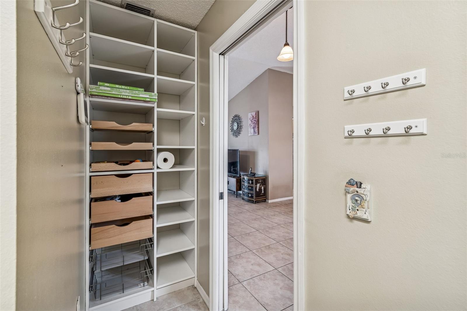 CYPRESS TRACE - Residential