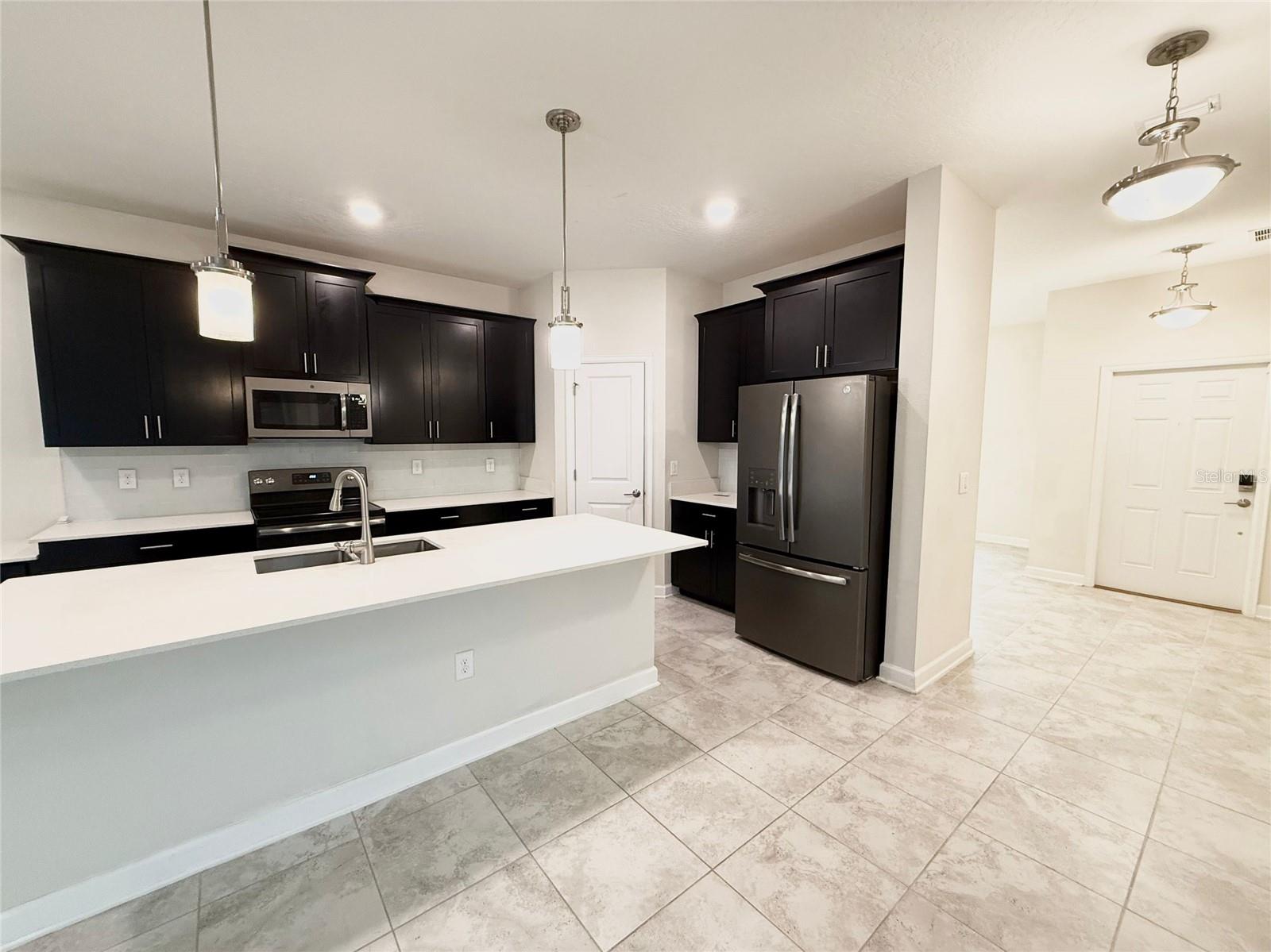 OAKS/MOSS PARK PH N2 & O - Residential Lease