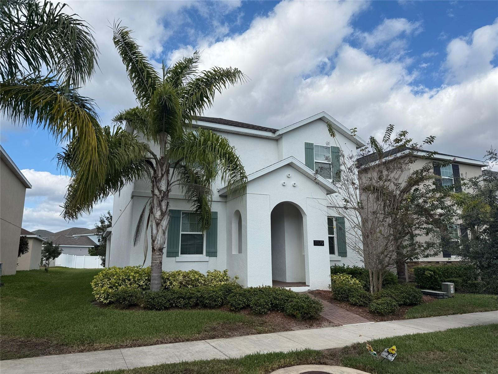 OAKS/MOSS PARK PH N2 & O - Residential Lease