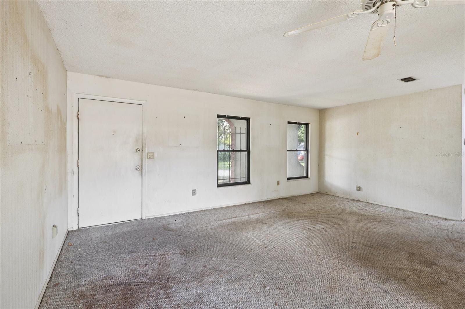 280 WETUMPA COURT