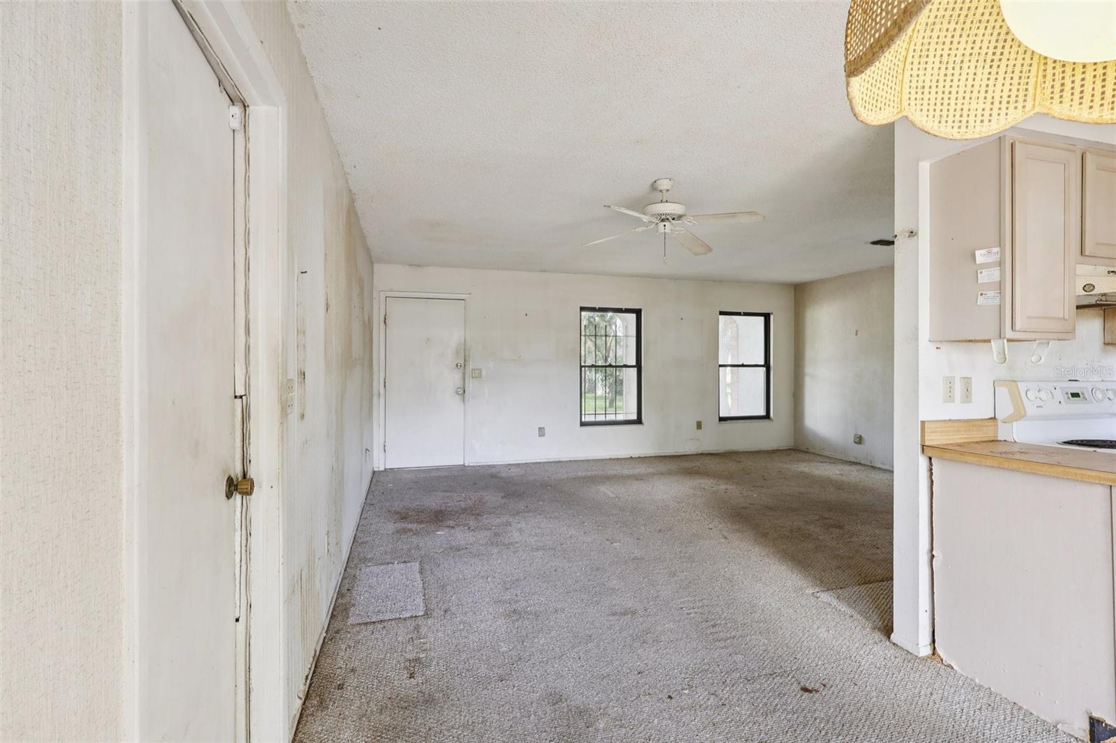 280 WETUMPA COURT