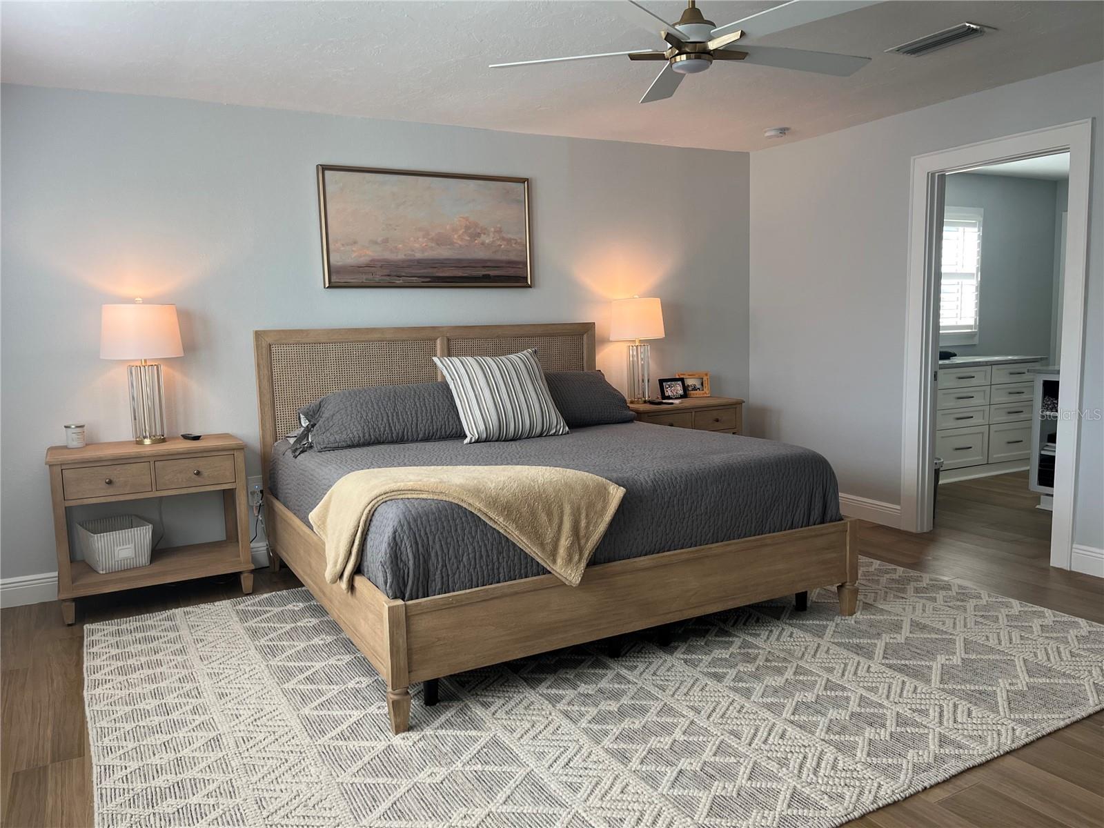 GULF MANOR - Residential