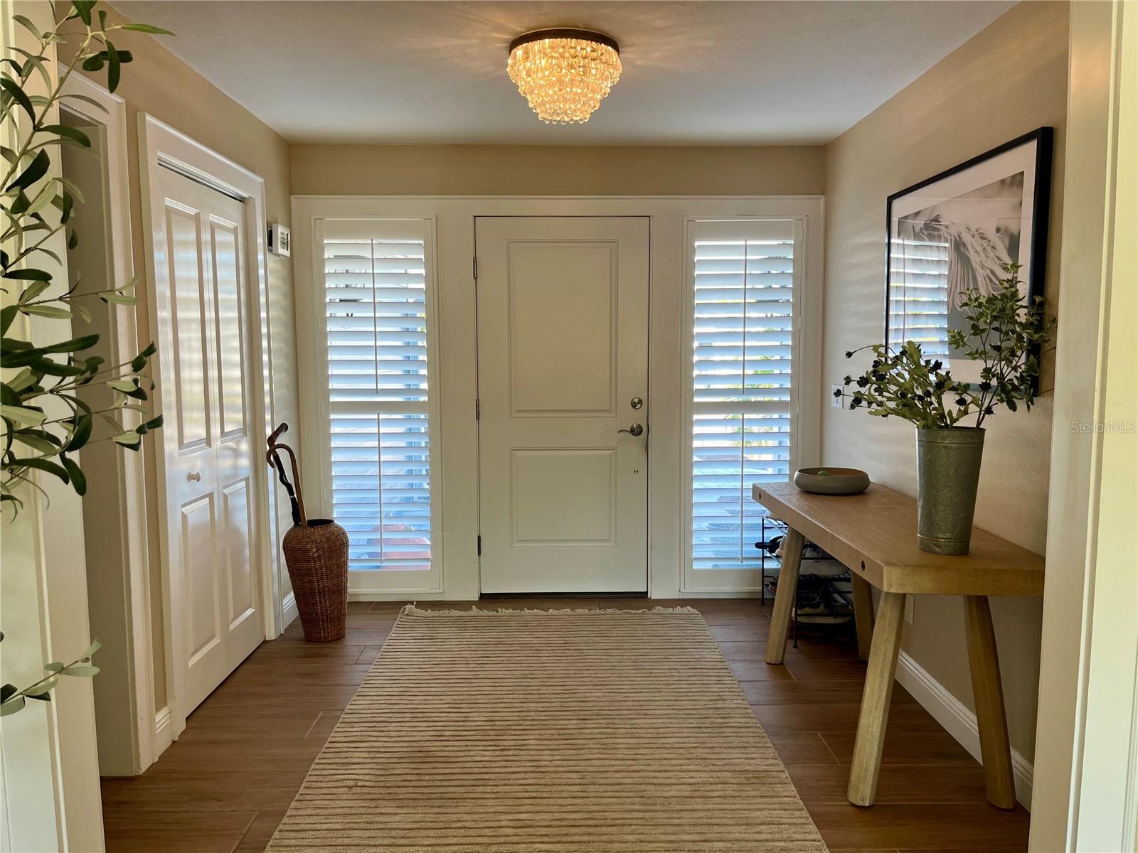 GULF MANOR - Residential