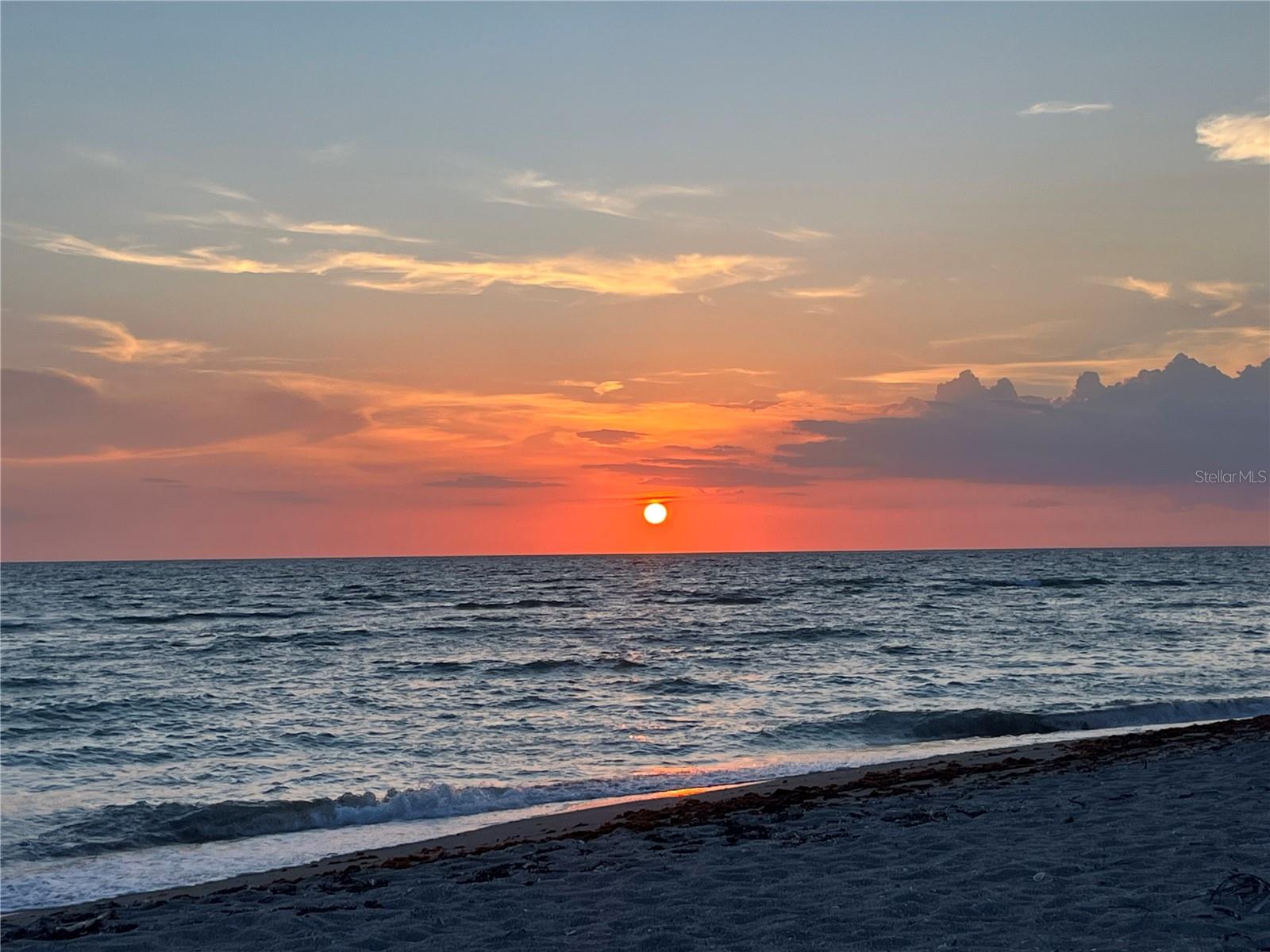 GULF MANOR - Residential