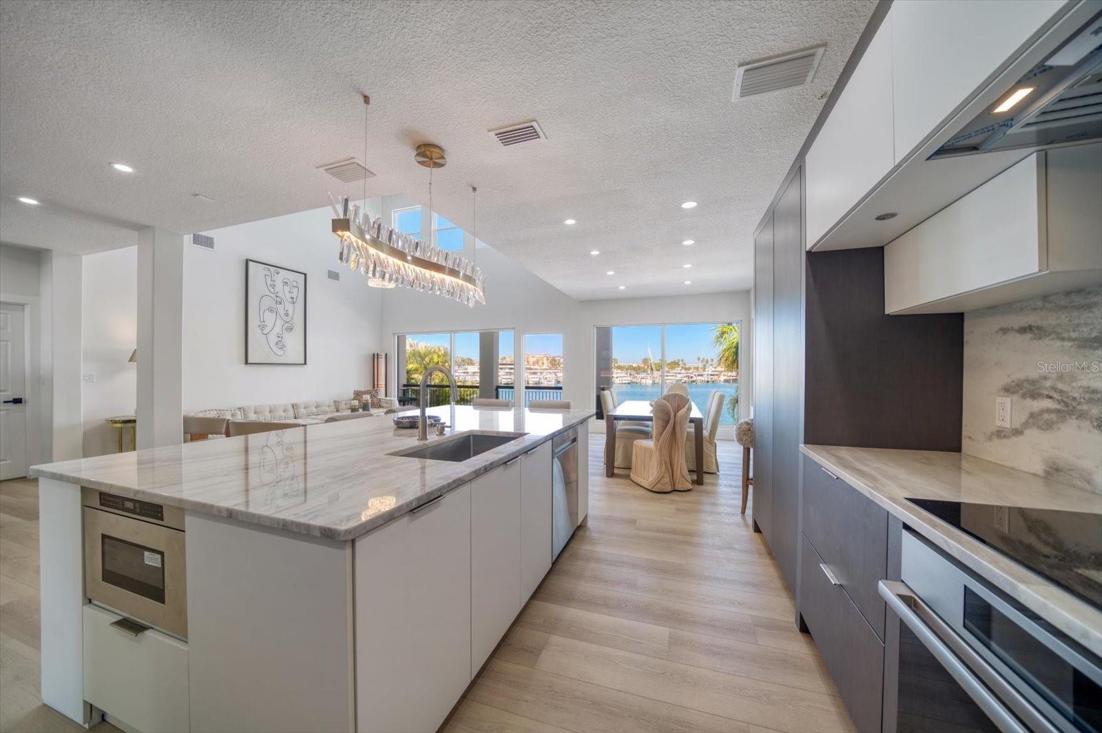 BAYSIDE SUB - Residential