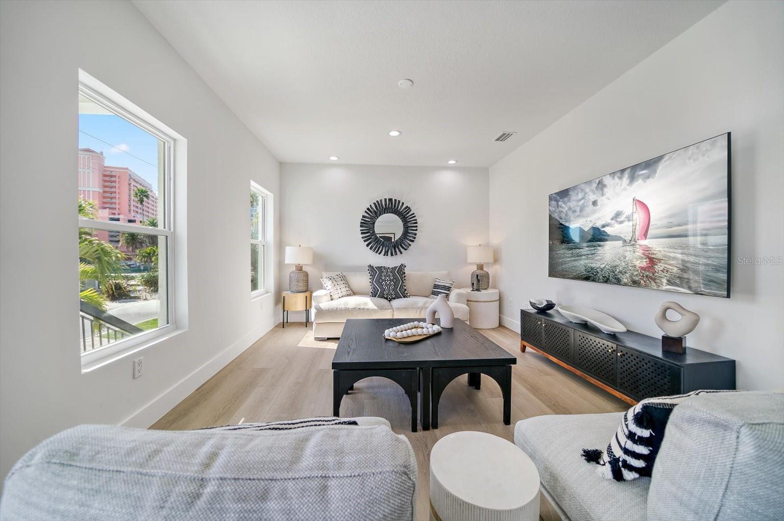 BAYSIDE SUB - Residential