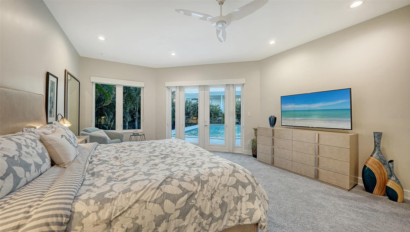 TRITON COVE - Residential