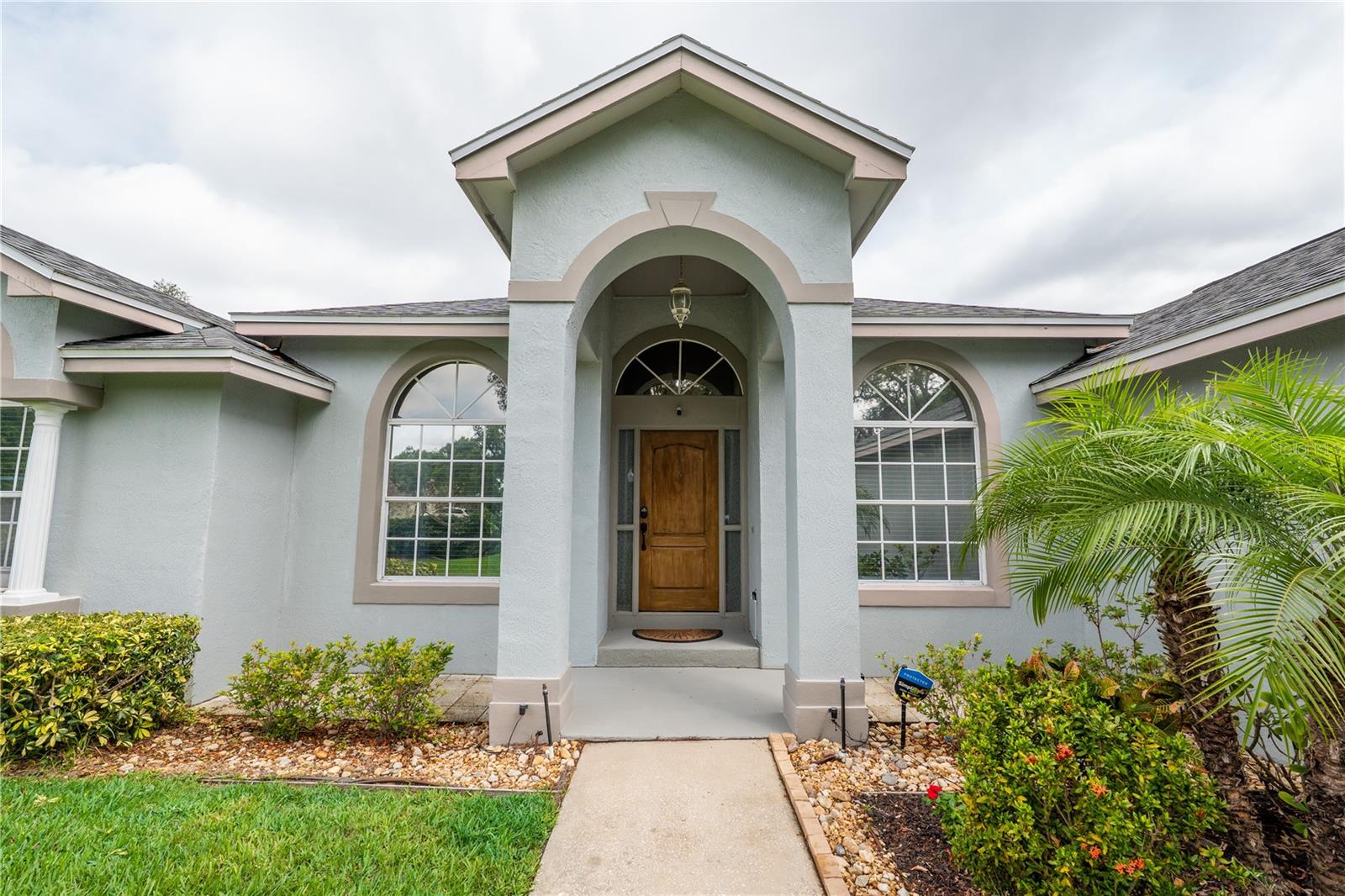 4560 WOODLANDS VILLAGE DRIVE