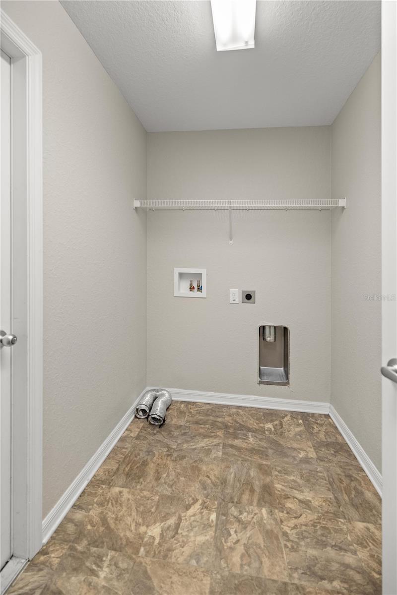 KINGSLAND COUNTRY ESTATES FOREST GLENN - Residential