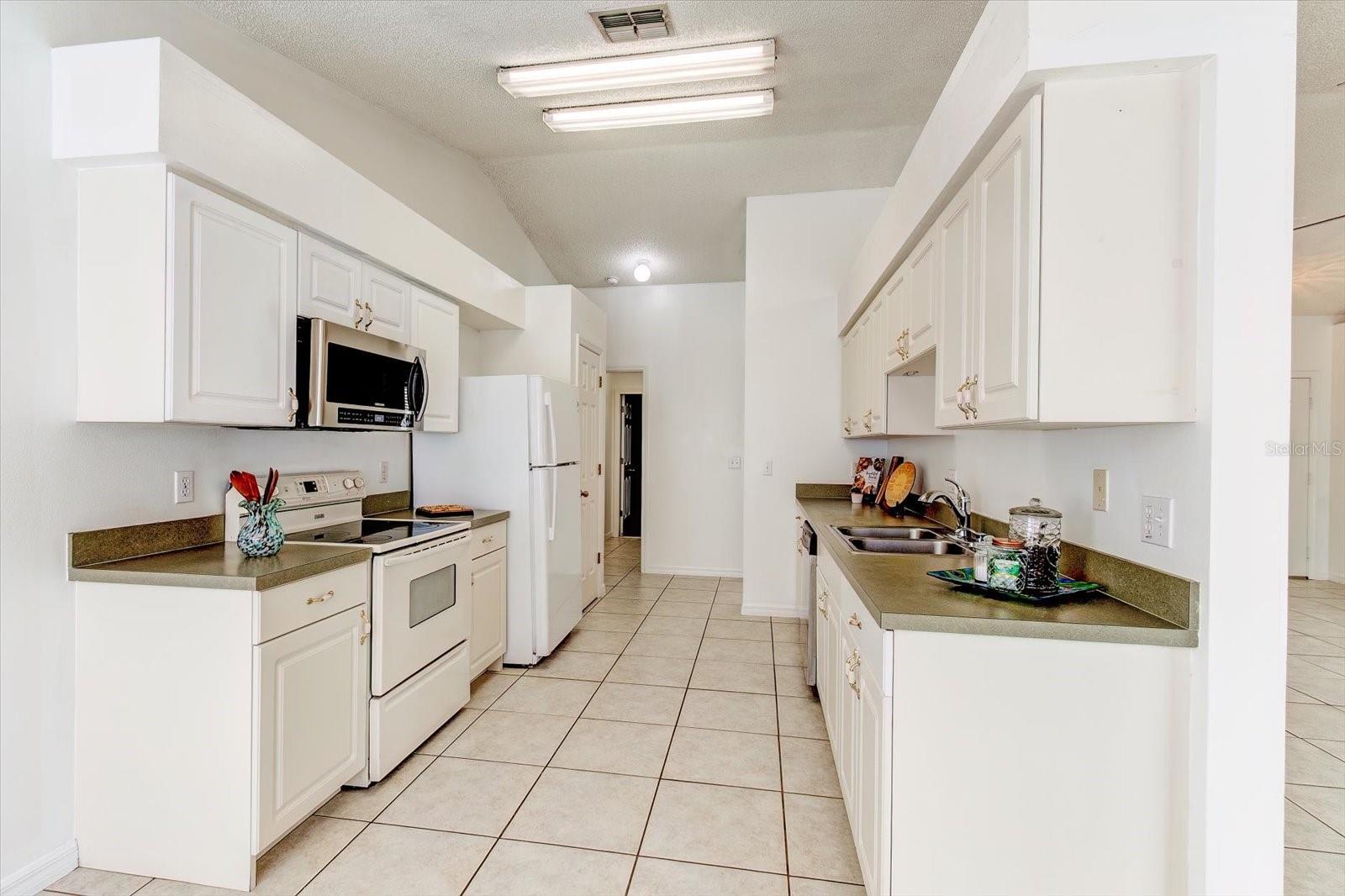 DELTONA LAKES UNIT 34 - Residential