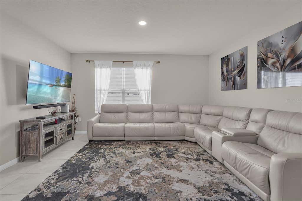 Photo of 1534 Oak Reserve Drive, Kissimmee, FL 34744 (MLS # O6434115)