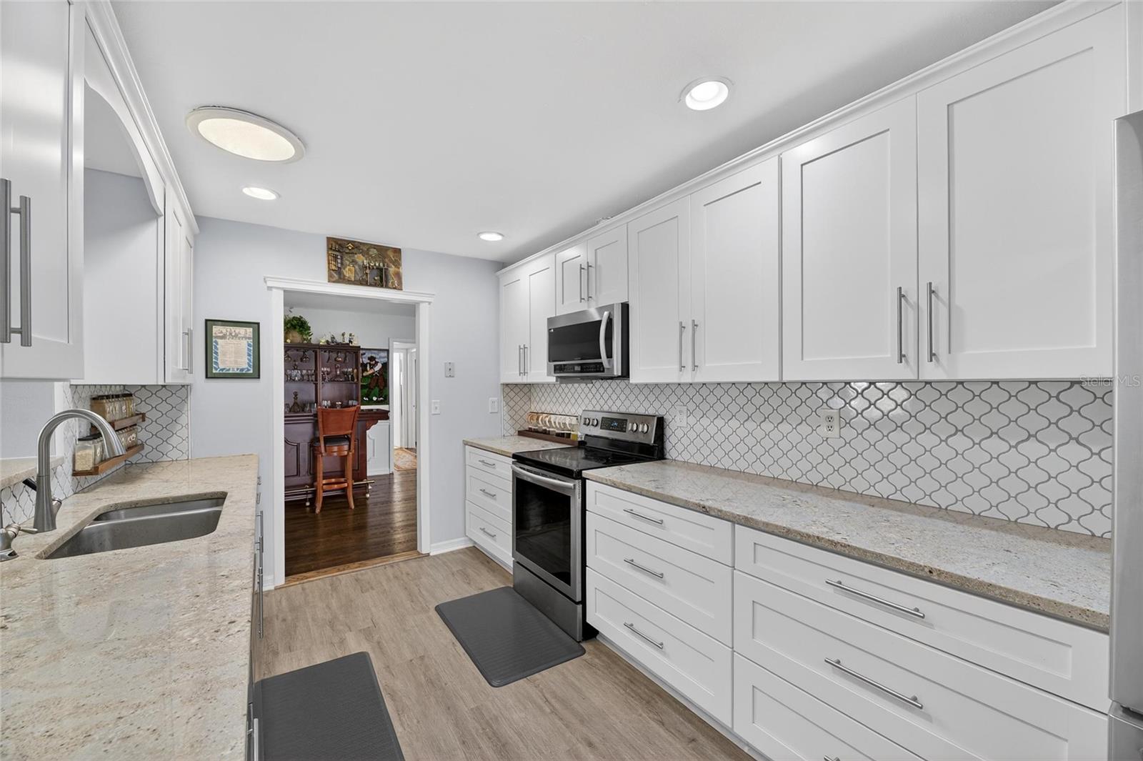 DEL WEBBS SUN CITY FLORIDA UN - Residential