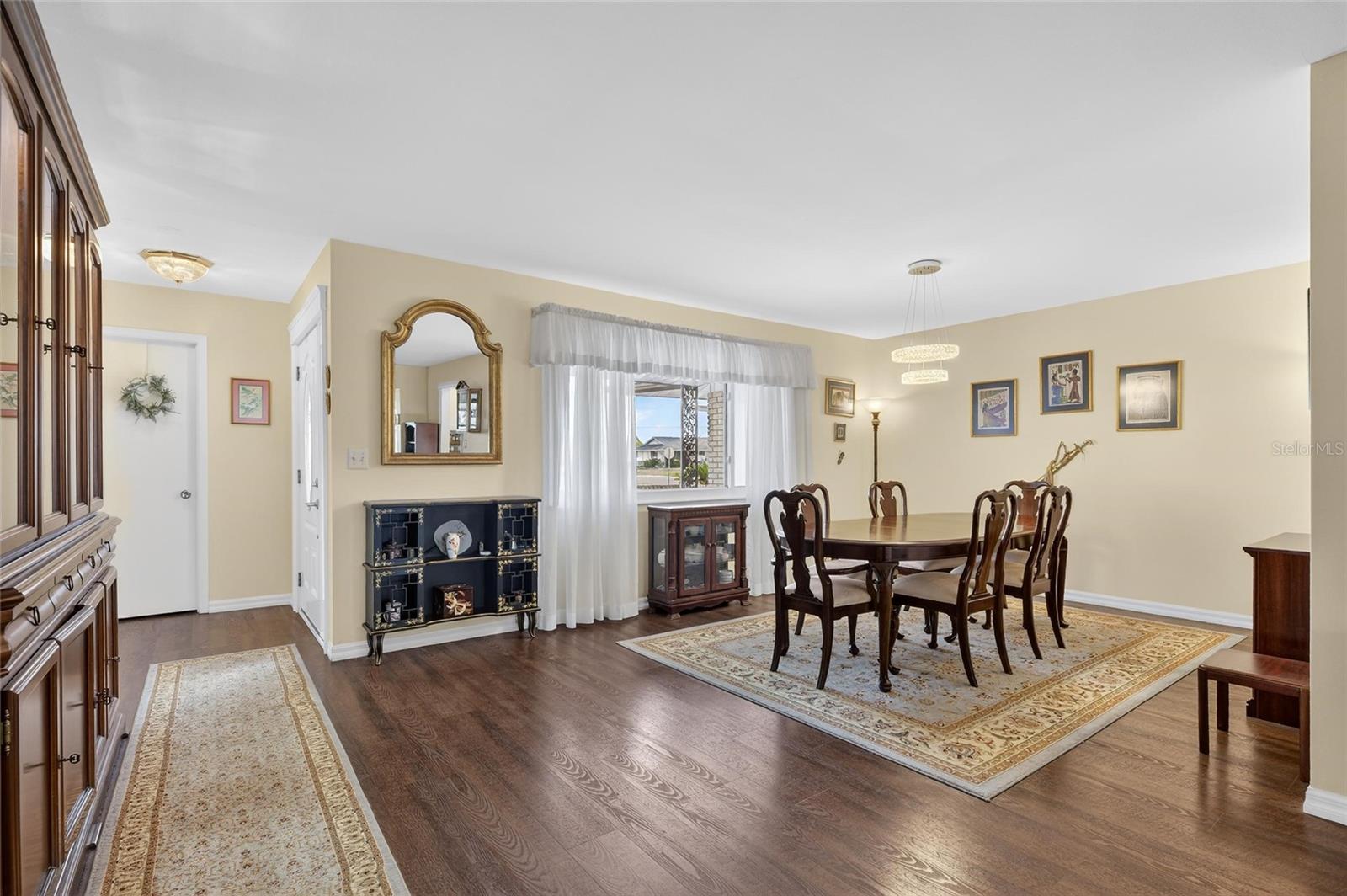 DEL WEBBS SUN CITY FLORIDA UN - Residential