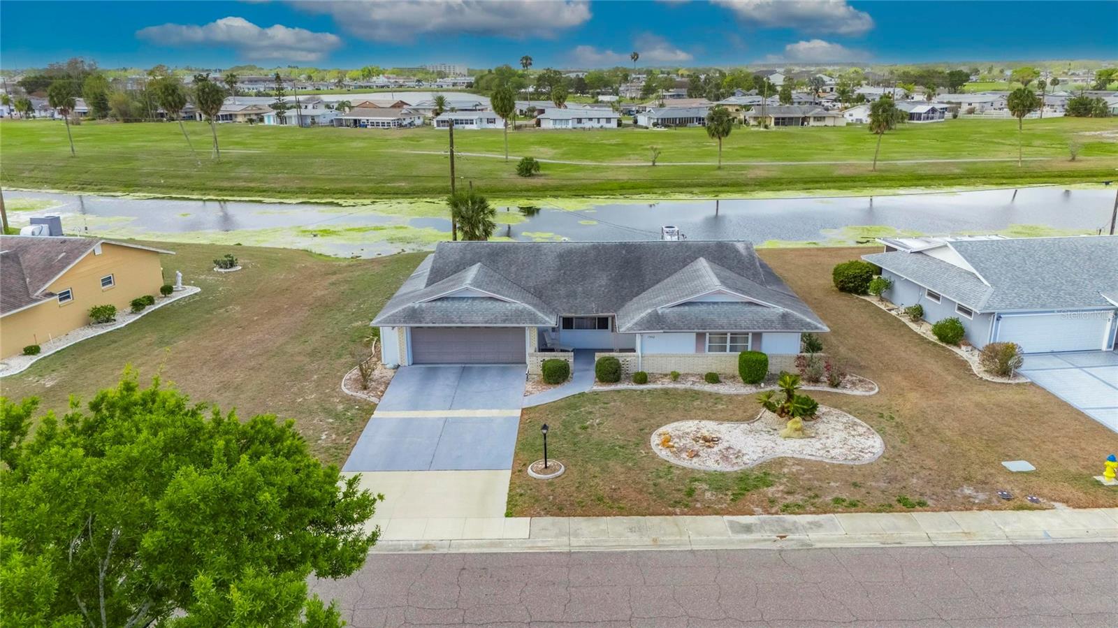 DEL WEBBS SUN CITY FLORIDA UN - Residential