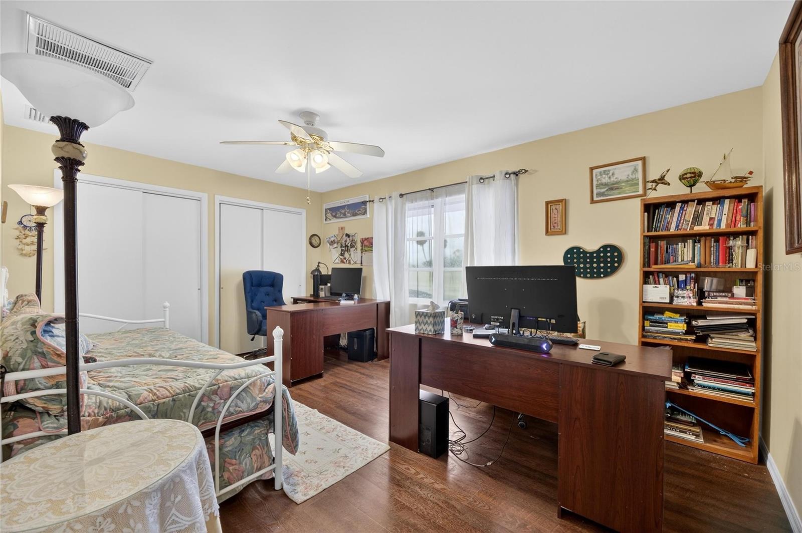 DEL WEBBS SUN CITY FLORIDA UN - Residential