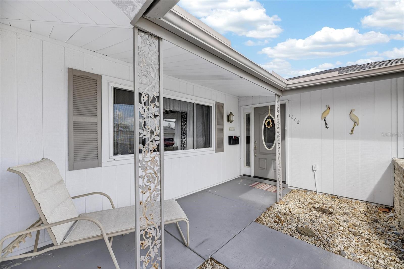 1302 DESERT HILLS DRIVE