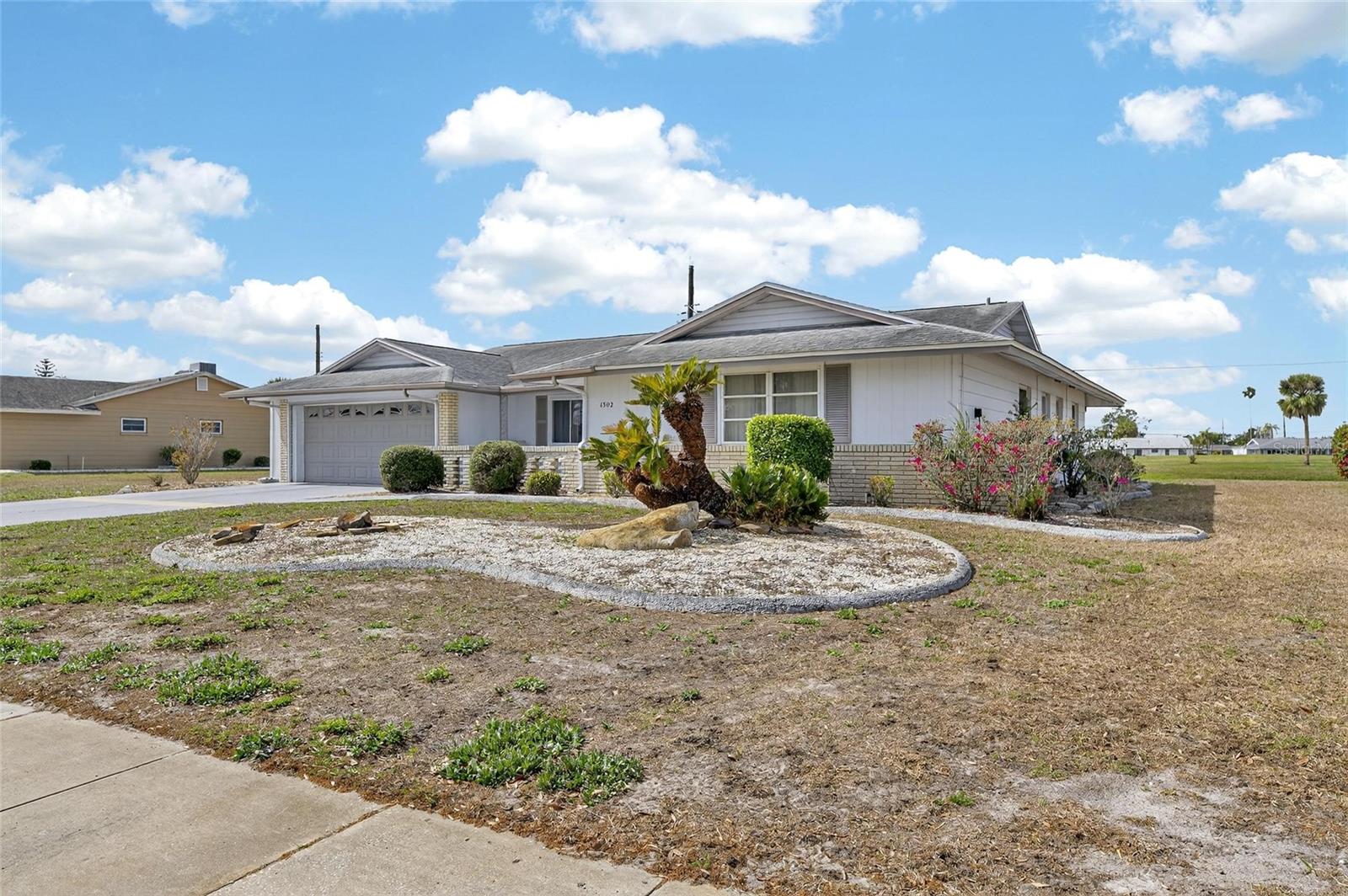 DEL WEBBS SUN CITY FLORIDA UN - Residential