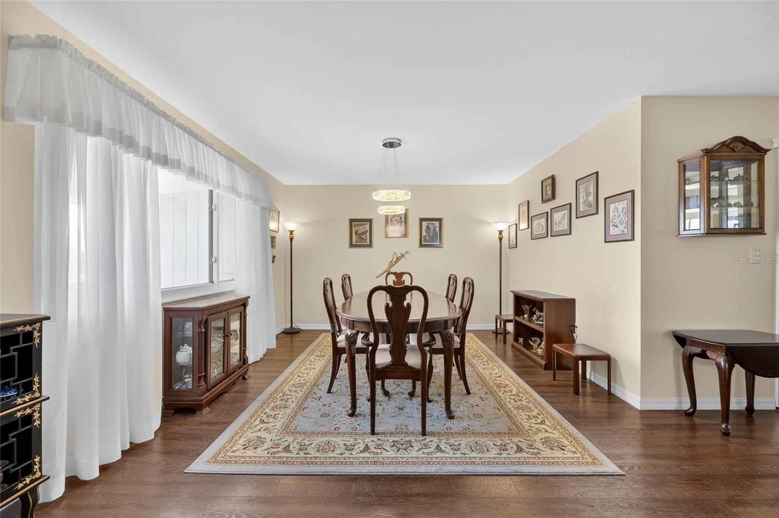 DEL WEBBS SUN CITY FLORIDA UN - Residential