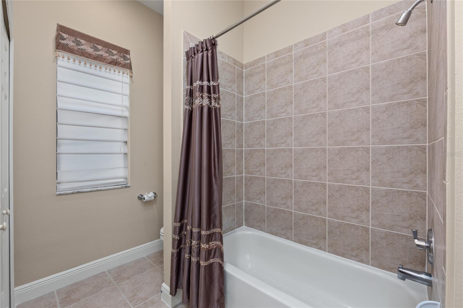 NINE EAGLES UNIT ONE SEC I - Residential