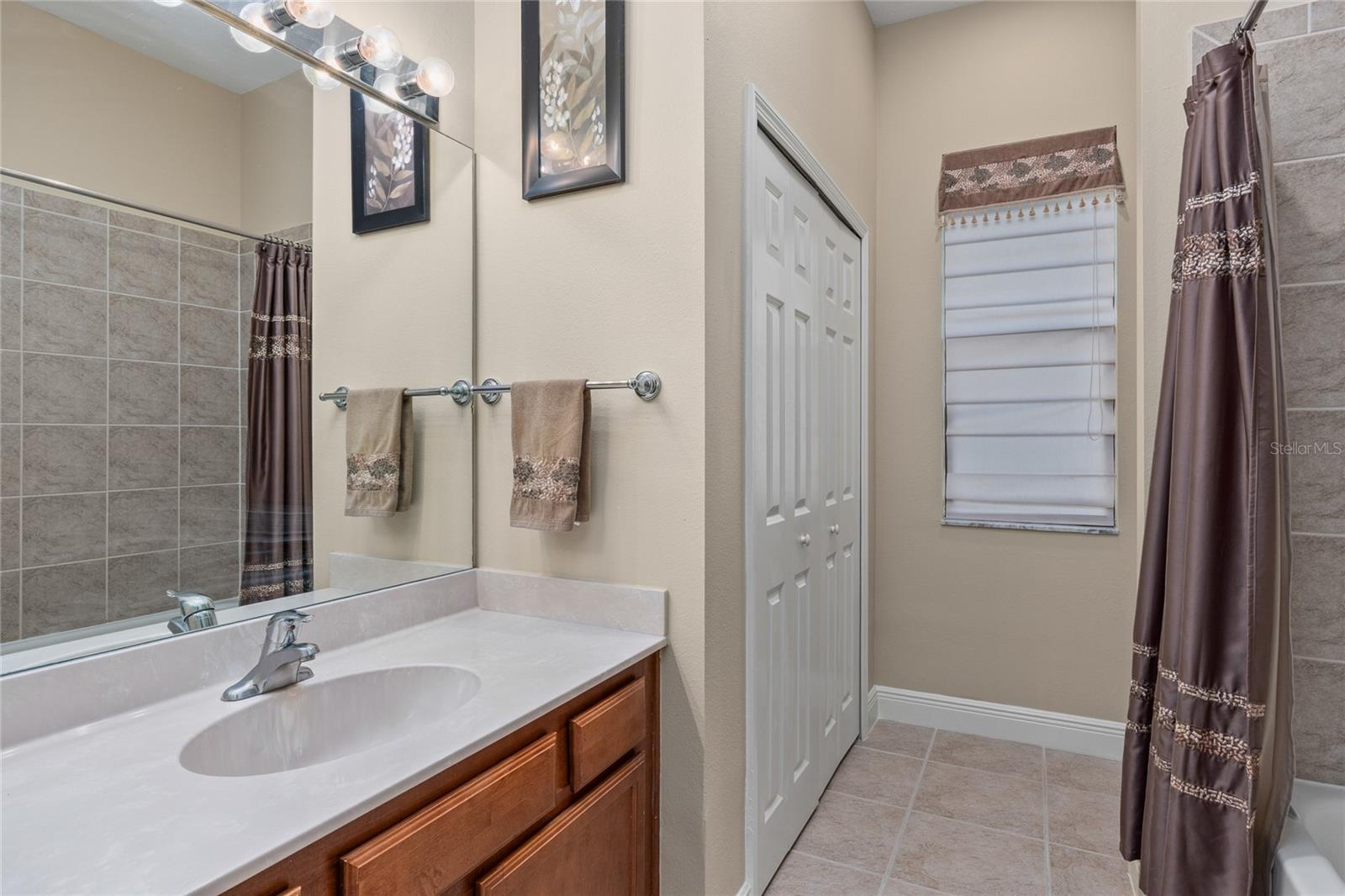 NINE EAGLES UNIT ONE SEC I - Residential