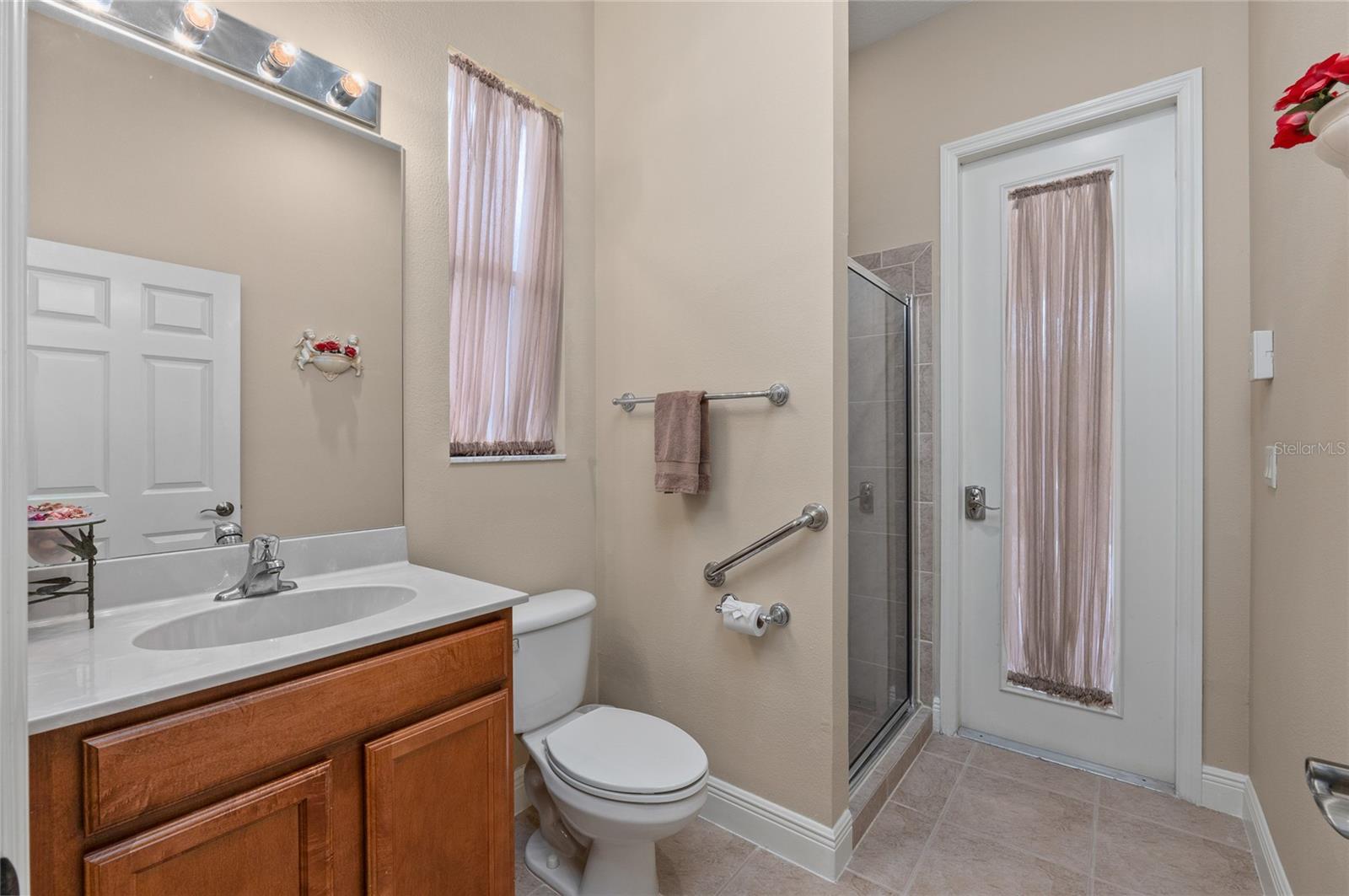 NINE EAGLES UNIT ONE SEC I - Residential
