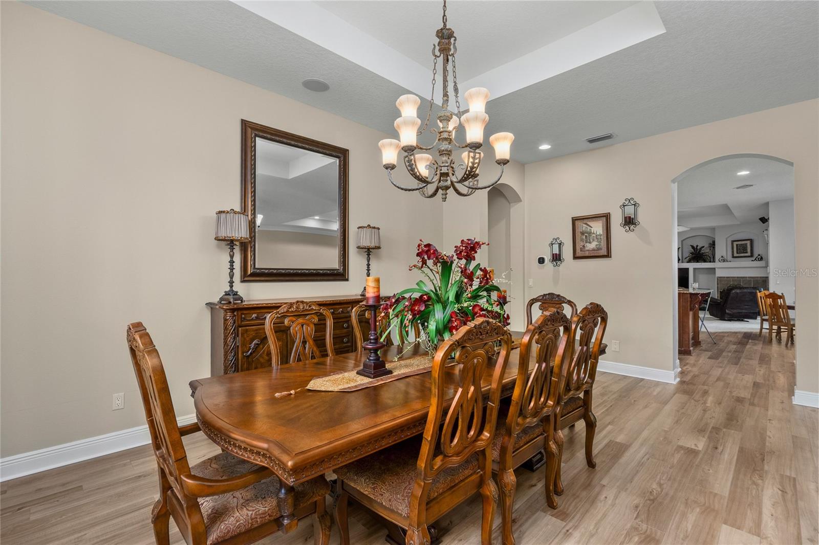 NINE EAGLES UNIT ONE SEC I - Residential