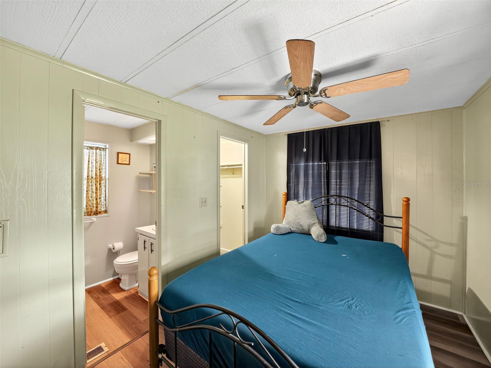 CALOOSA LAKE VILLAGE - Residential